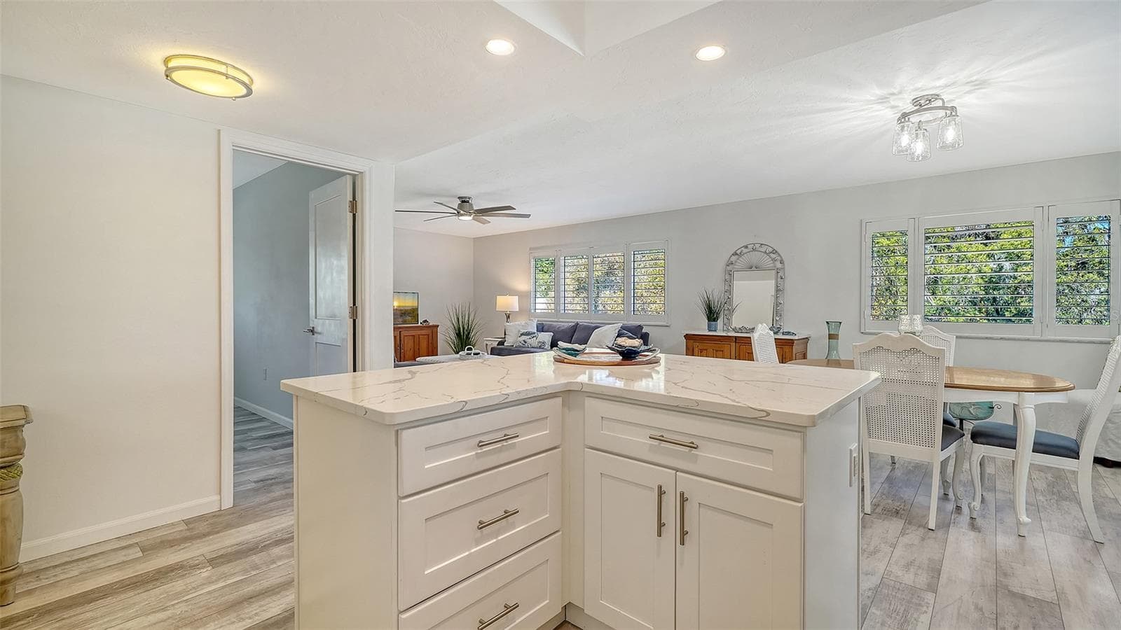 Condominium at 5469 RIVERBLUFF CIR #42, SARASOTA, photo 14 of 66