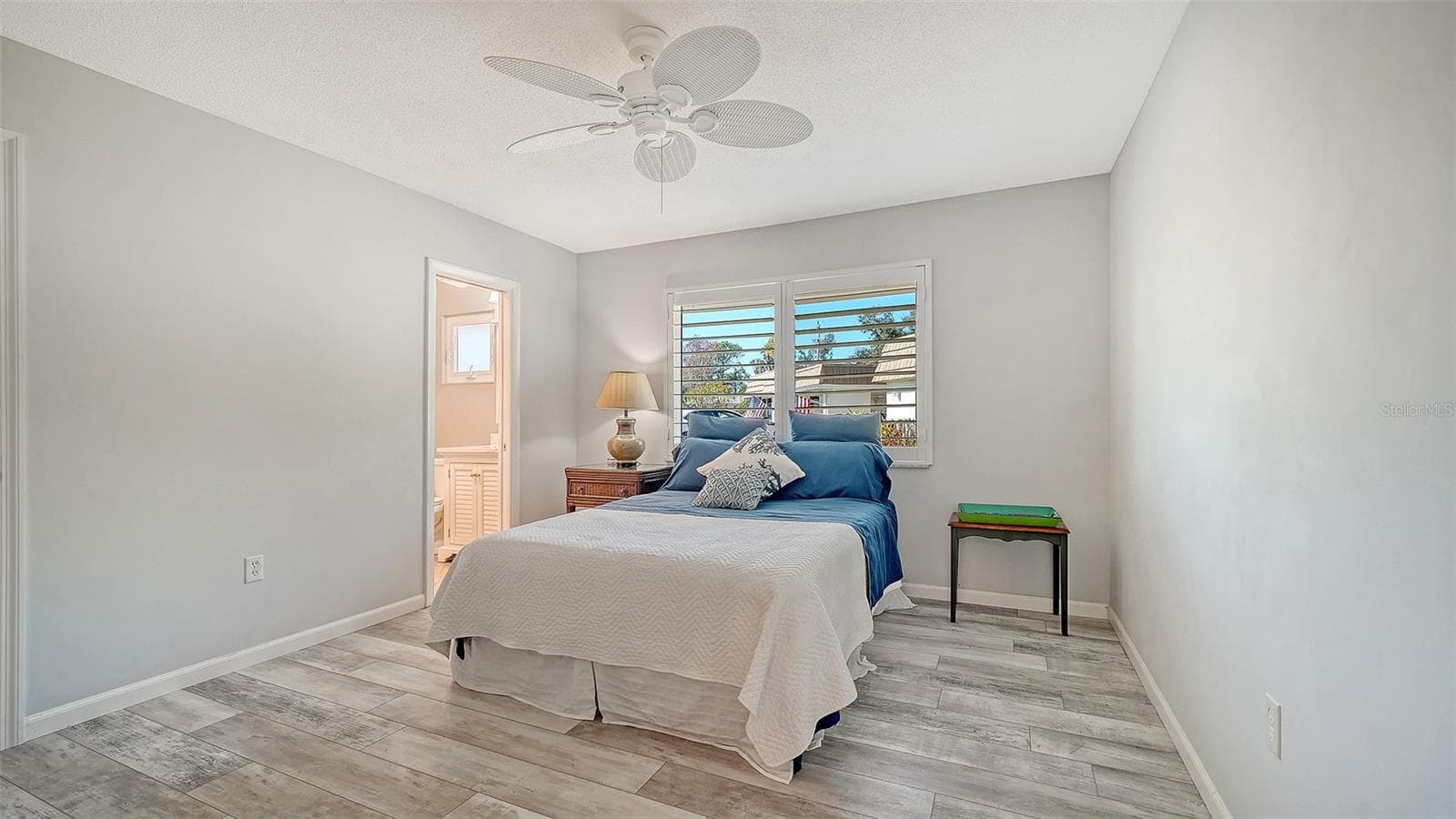 Condominium at 5469 RIVERBLUFF CIR #42, SARASOTA, photo 17 of 66