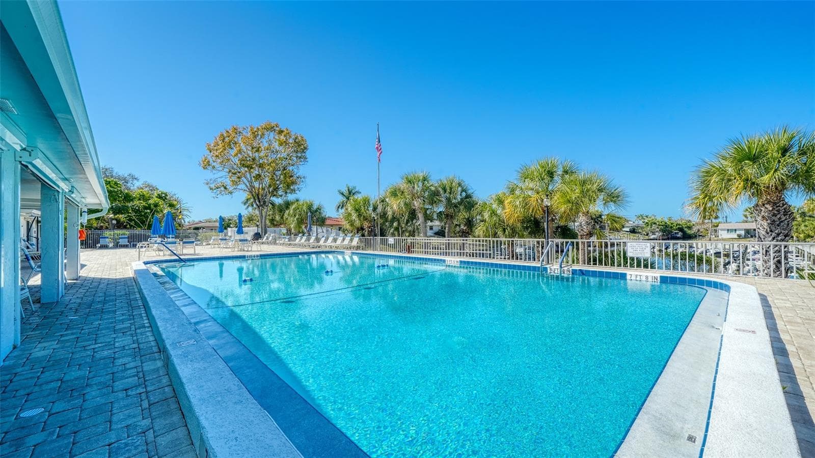 Condominium at 5469 RIVERBLUFF CIR #42, SARASOTA, photo 45 of 66