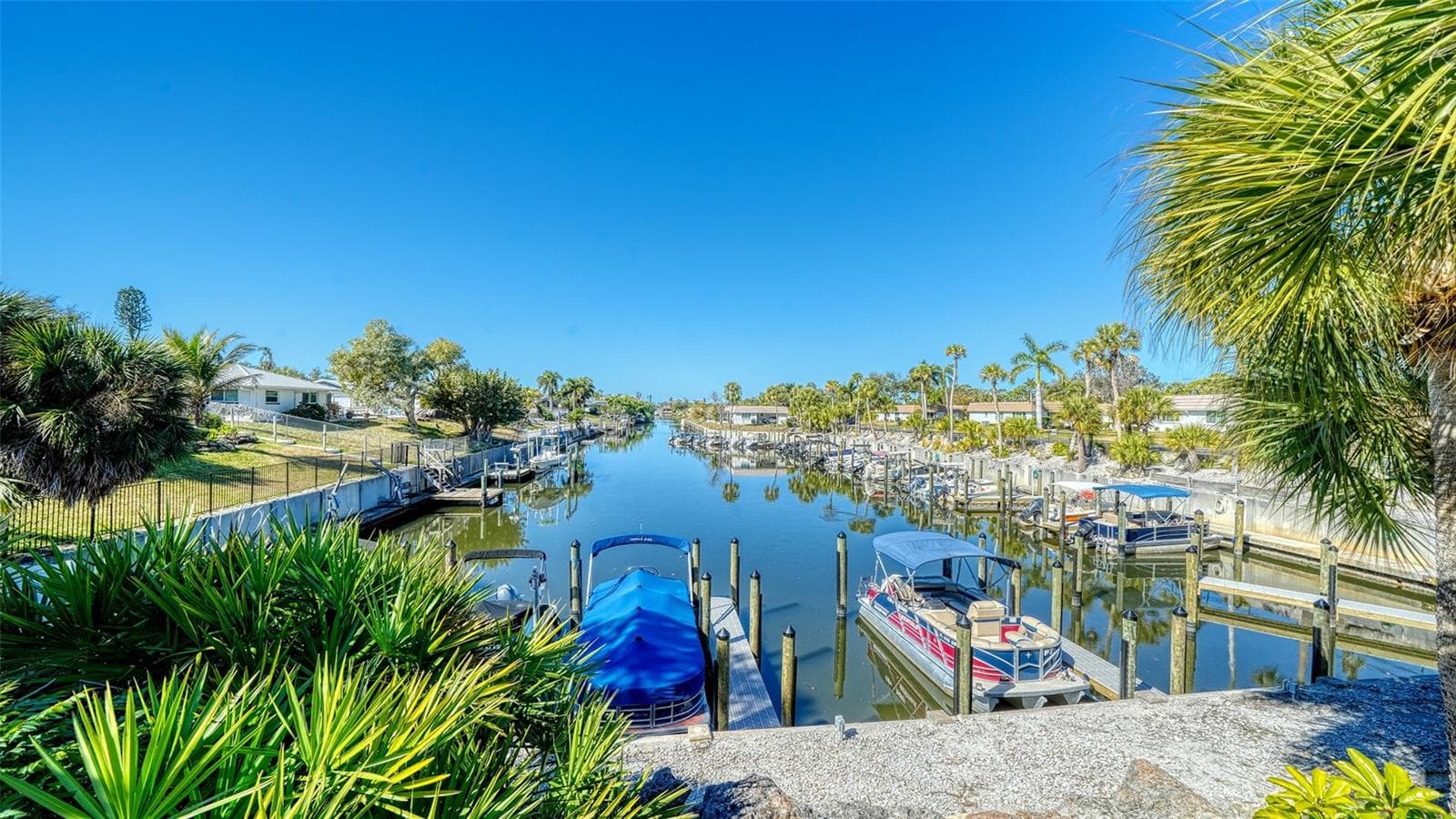 Condominium at 5469 RIVERBLUFF CIR #42, SARASOTA, photo 48 of 66