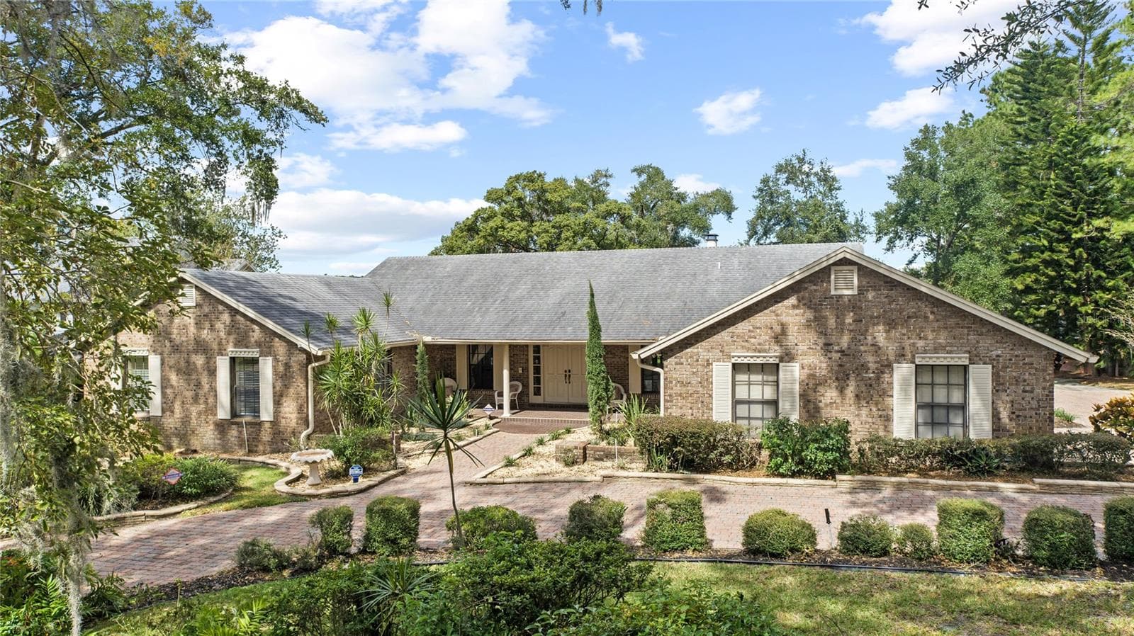 1111 AUDUBON WAY