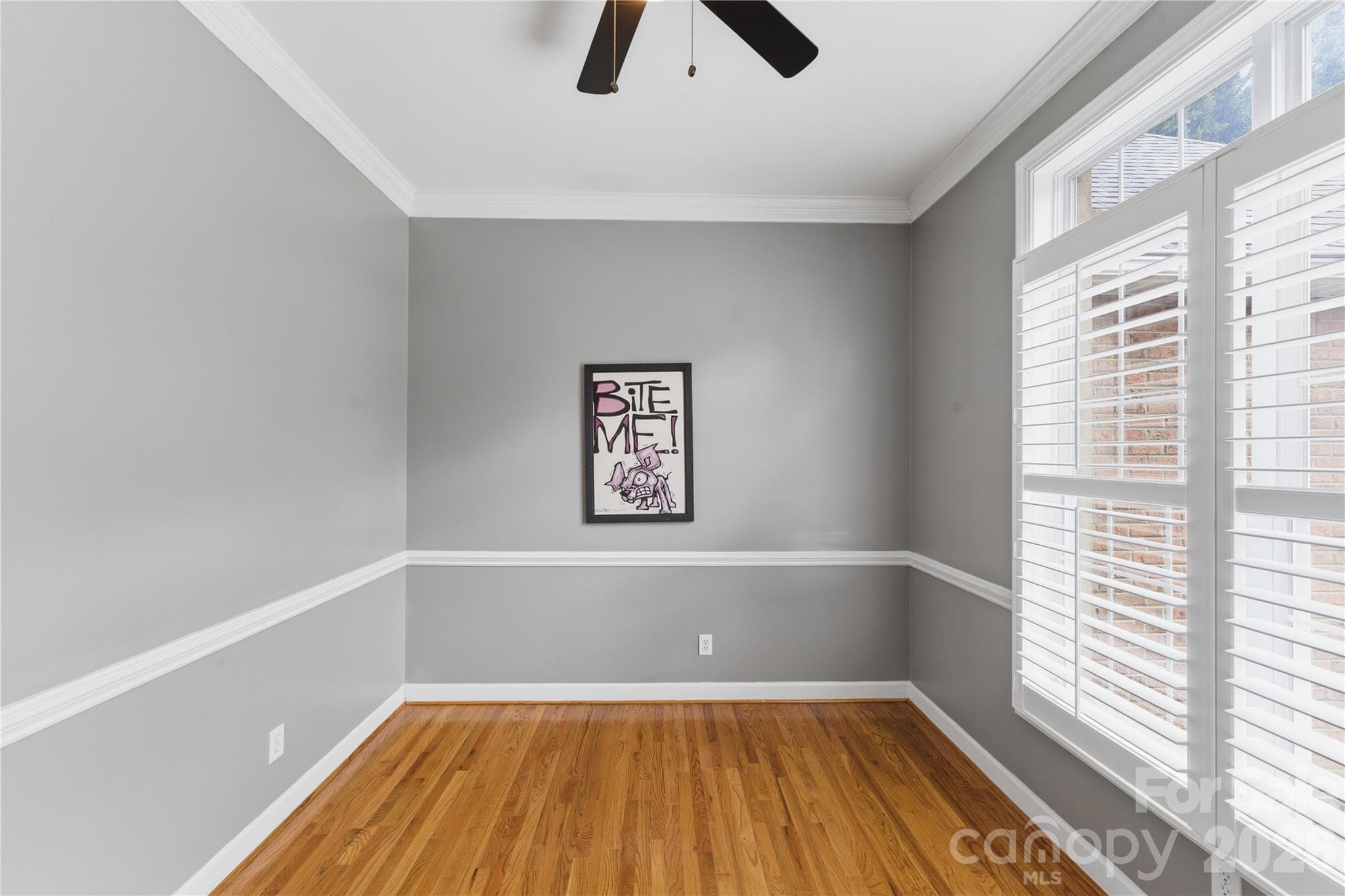 Single Family Residence at 402 W Glenview Drive W, Salisbury, photo 5 of 28