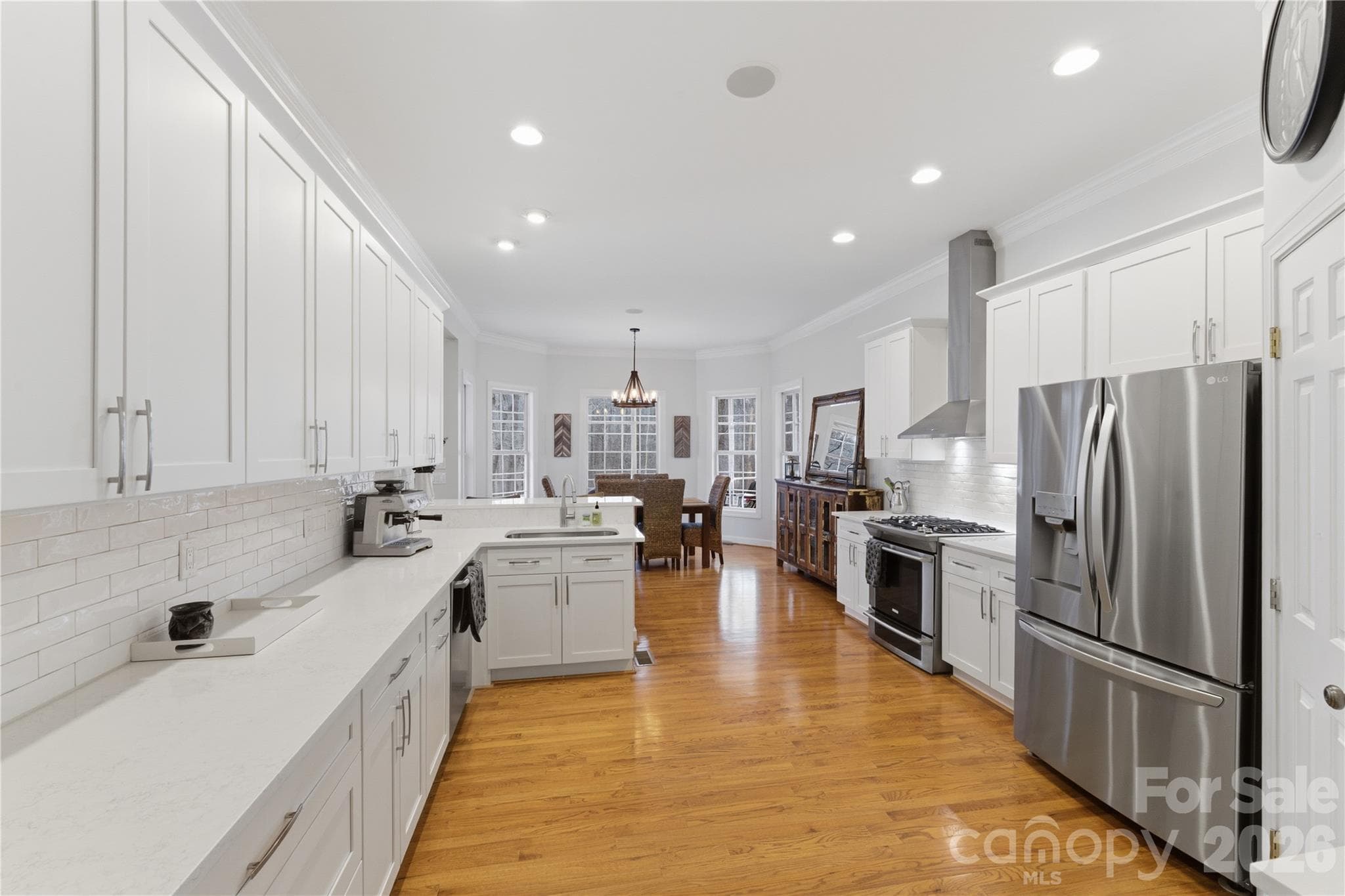 Single Family Residence at 402 W Glenview Drive W, Salisbury, photo 11 of 28