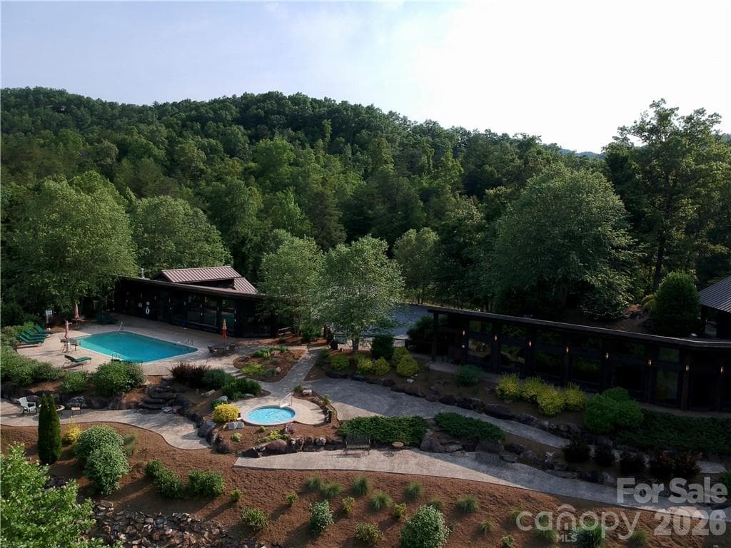 French Broad Crossing River Lodge and Fitness Center - French Broad Crossing, Marshall