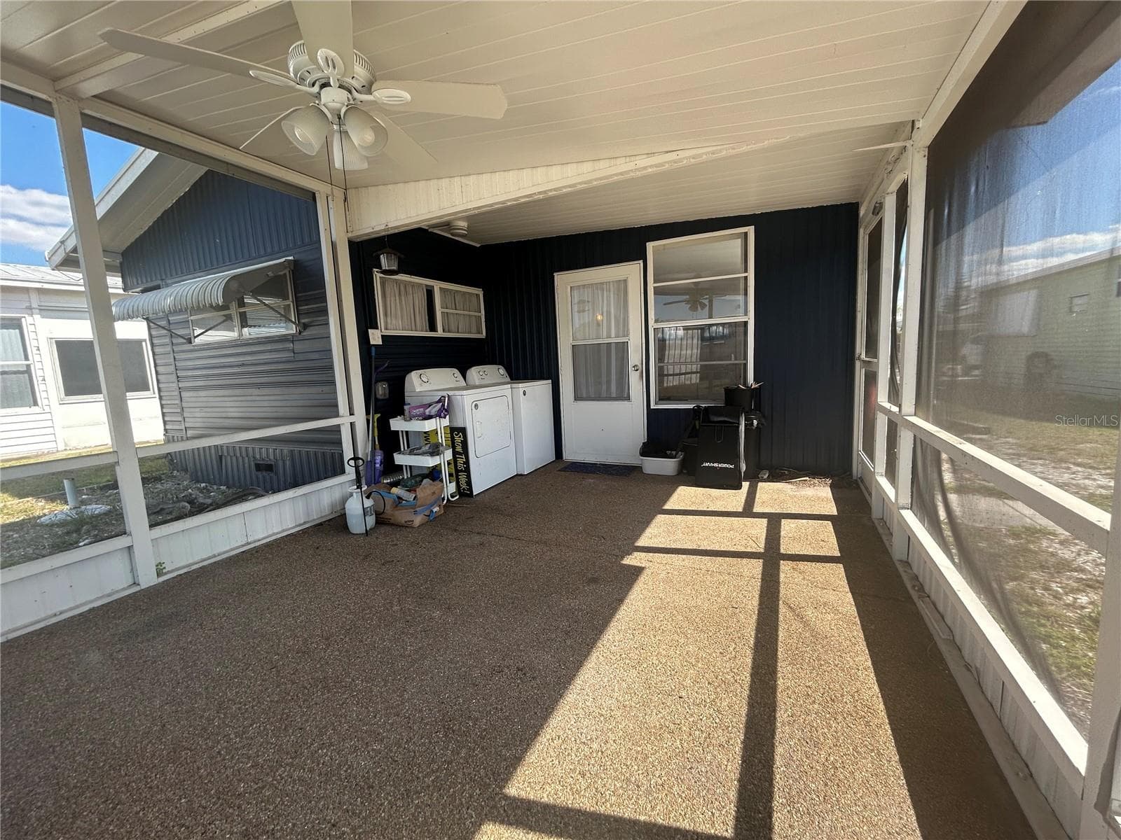 Manufactured Home at 6 RED QUILL CIR, LAKE WALES, photo 28 of 49