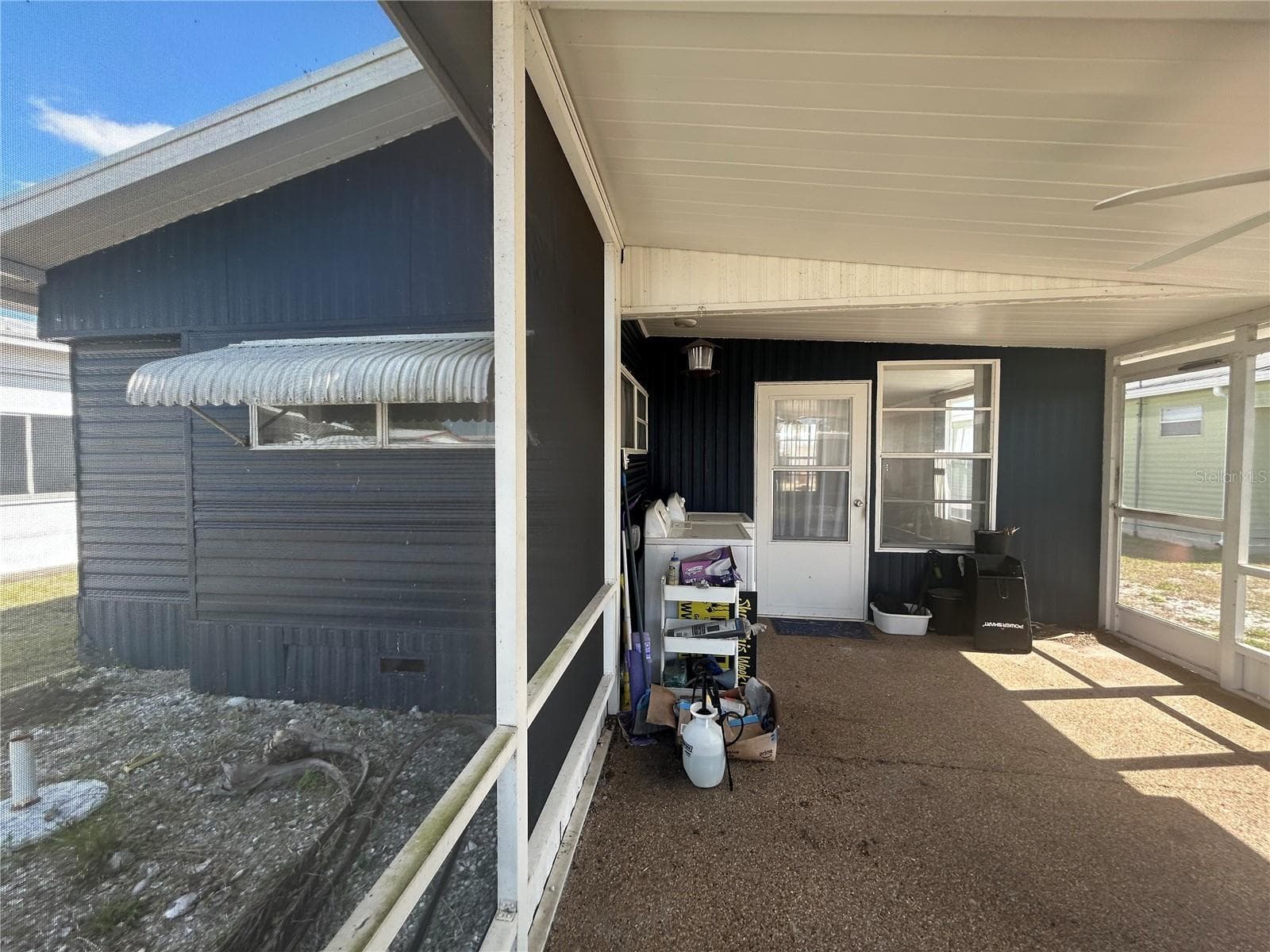 Manufactured Home at 6 RED QUILL CIR, LAKE WALES, photo 32 of 49