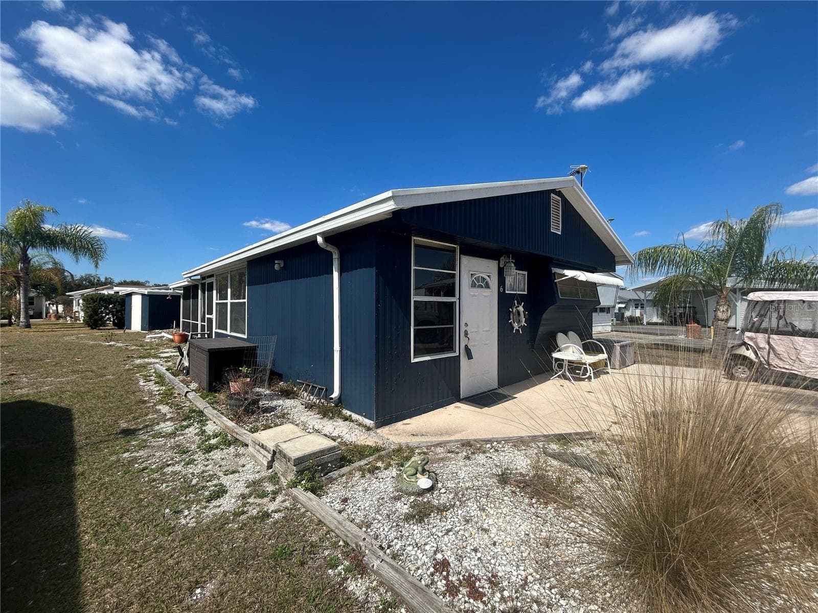 Manufactured Home at 6 RED QUILL CIR, LAKE WALES, photo 37 of 49