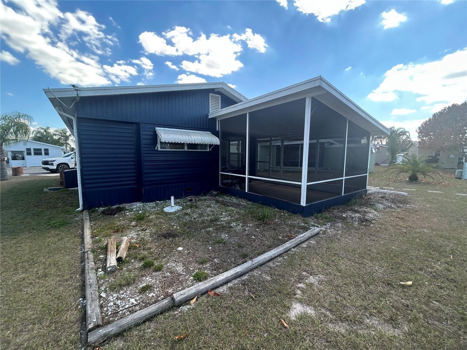 Manufactured Home at 6 RED QUILL CIR, LAKE WALES, photo 38 of 49