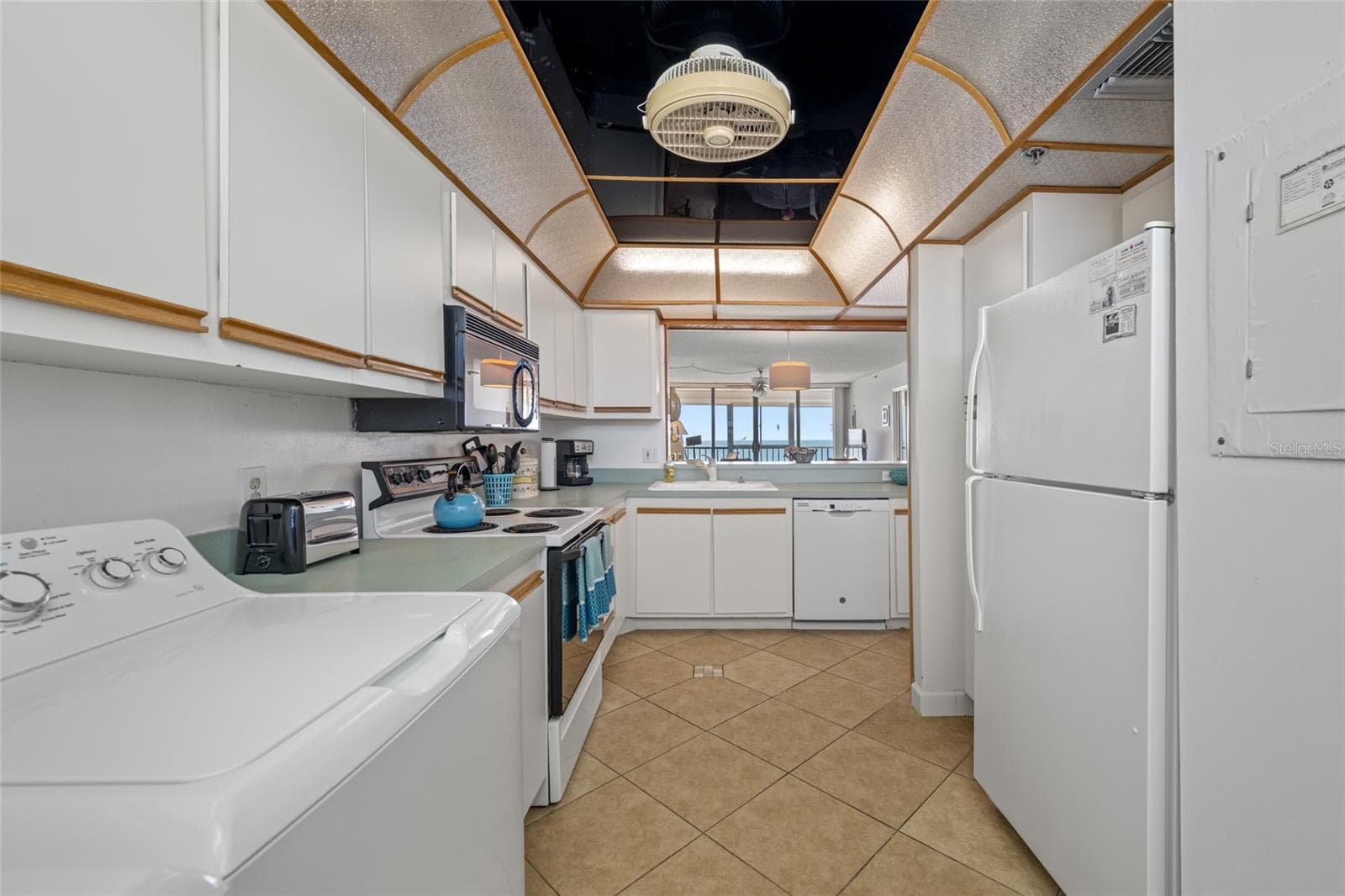 Condominium at 15462 GULF BLVD #603, MADEIRA BEACH, photo 14 of 54