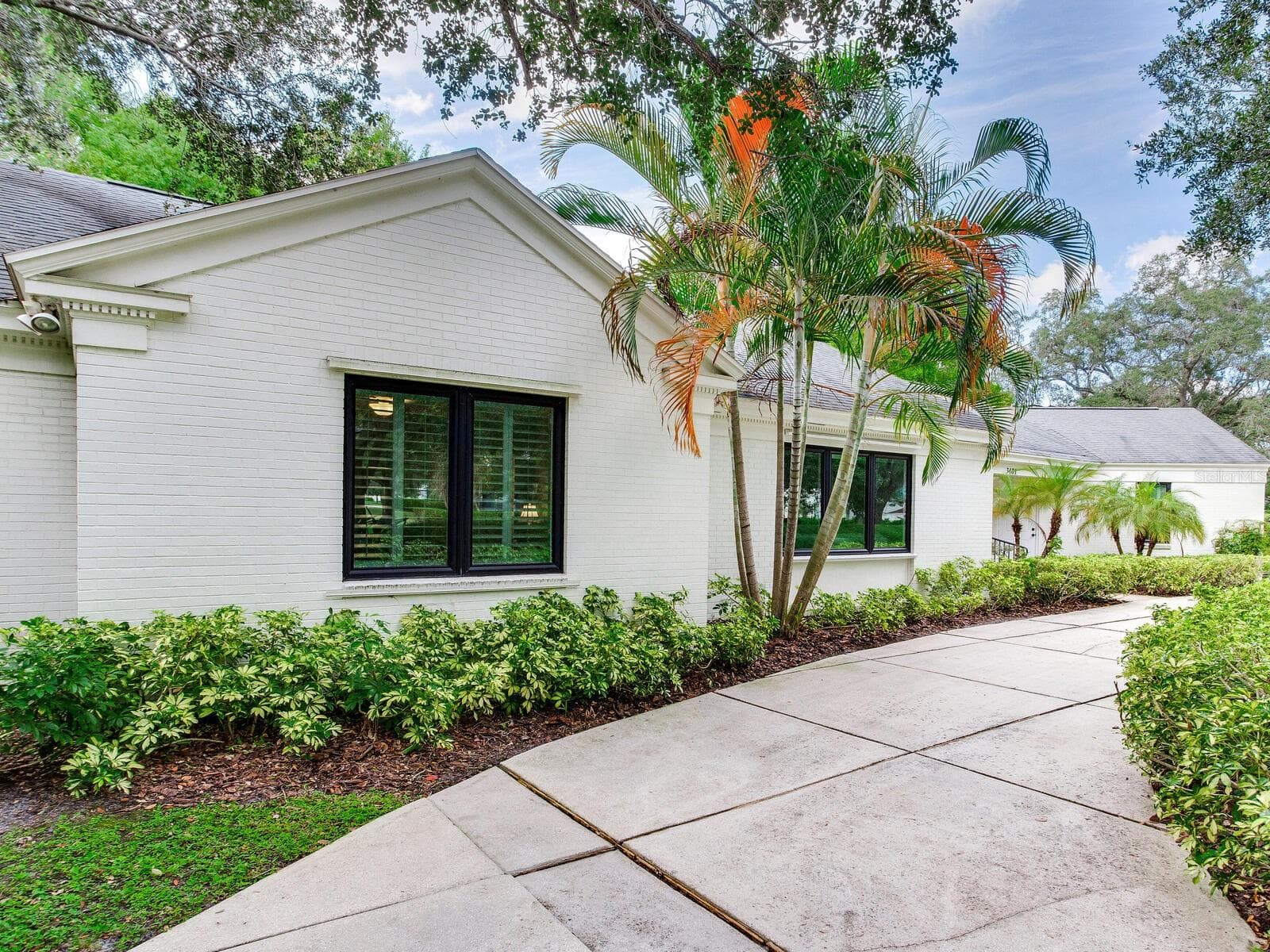 Single Family Residence at 3401 S ALMERIA AVE, TAMPA, photo 3 of 48