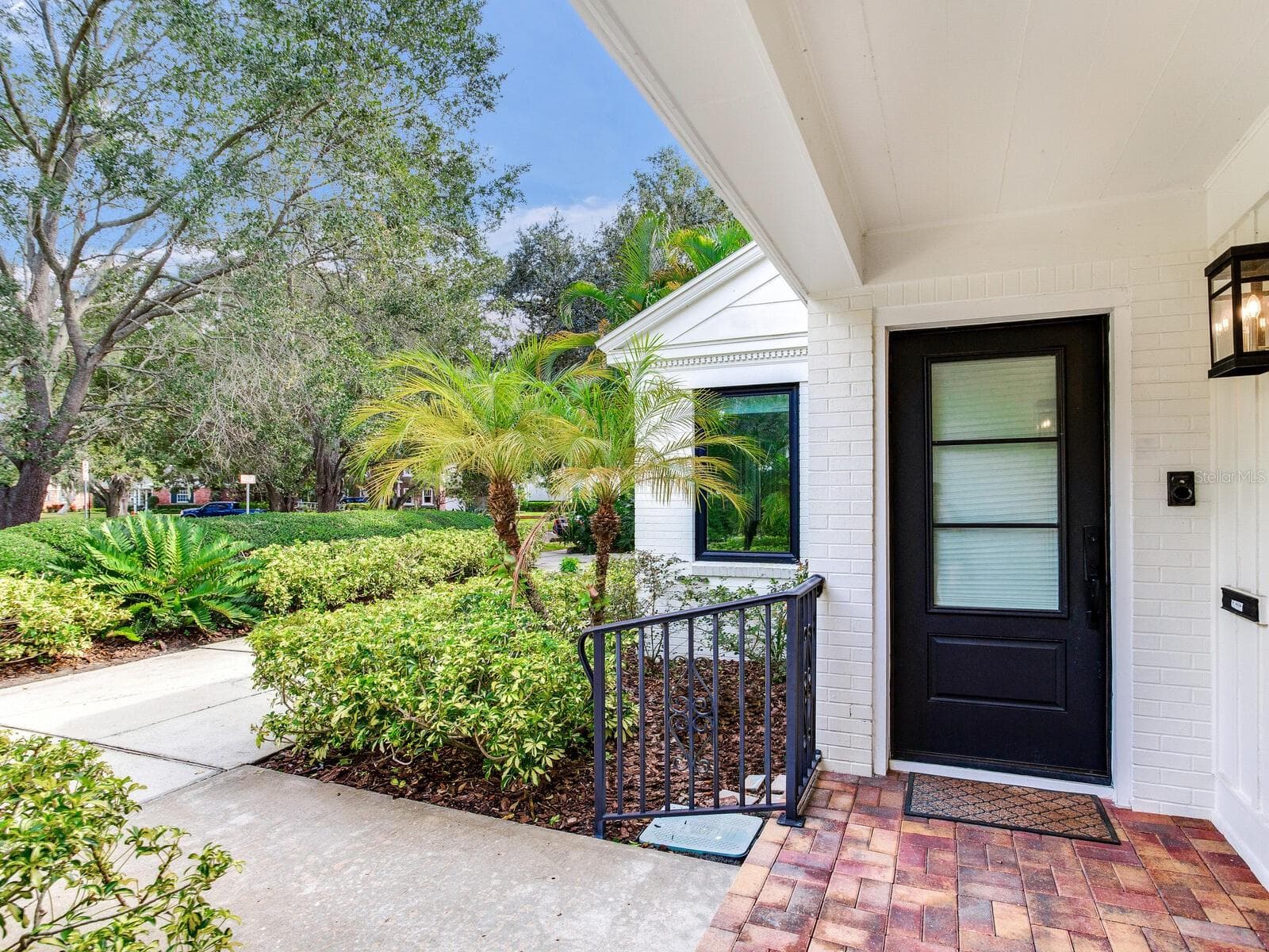 Single Family Residence at 3401 S ALMERIA AVE, TAMPA, photo 9 of 48