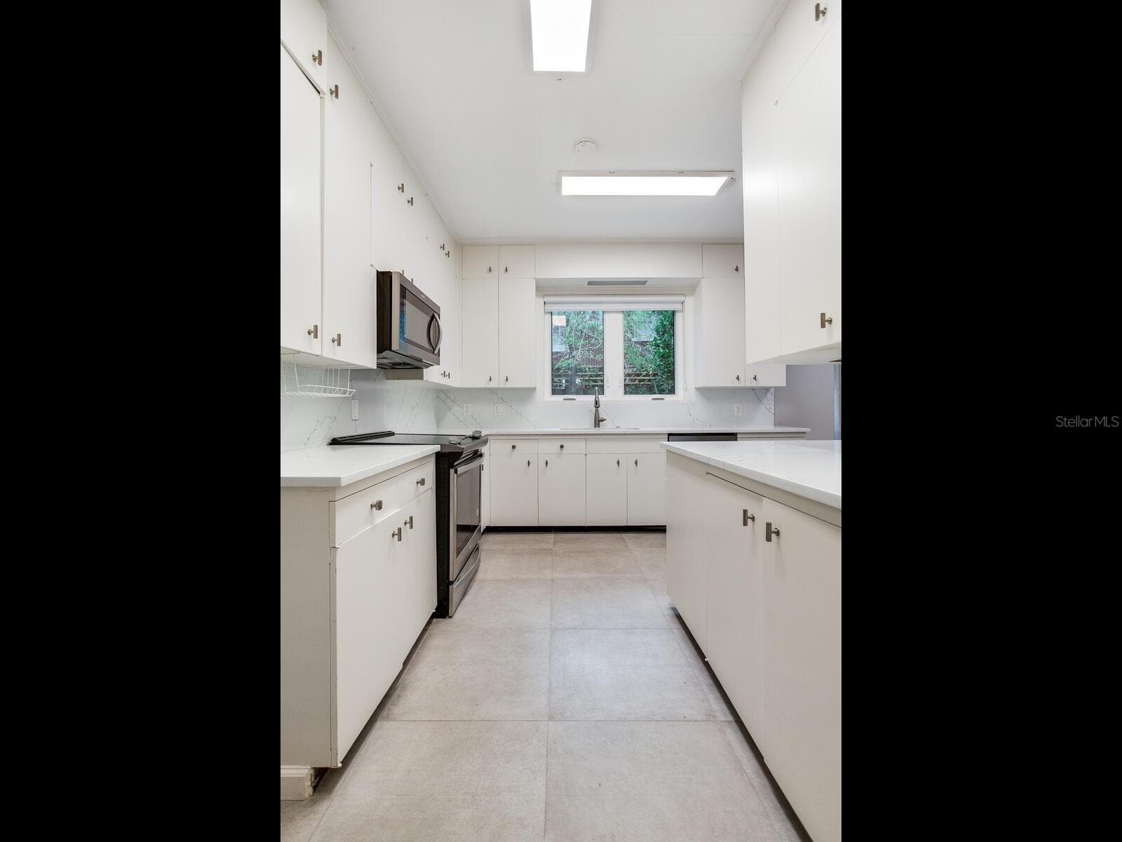 Single Family Residence at 3401 S ALMERIA AVE, TAMPA, photo 23 of 48