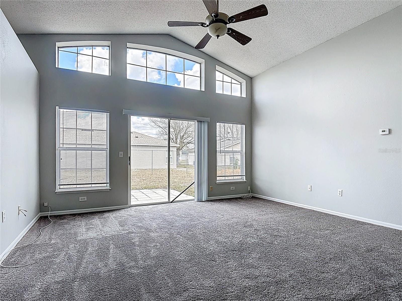 Single Family Residence at 40 COVENTRY CT, KISSIMMEE, photo 2 of 52