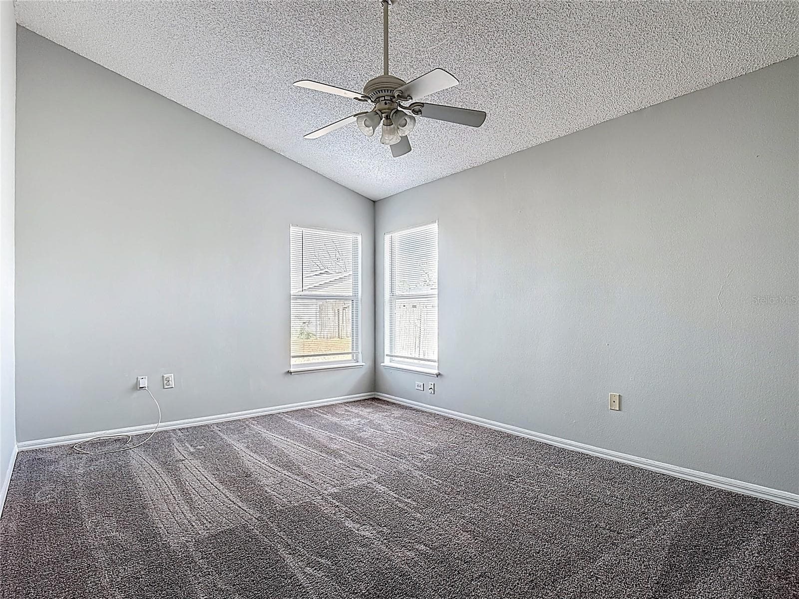Single Family Residence at 40 COVENTRY CT, KISSIMMEE, photo 16 of 52
