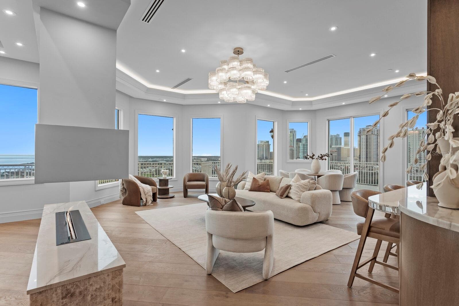Condominium at 555 5TH AVE NE #PH1, ST PETERSBURG, photo 11 of 52