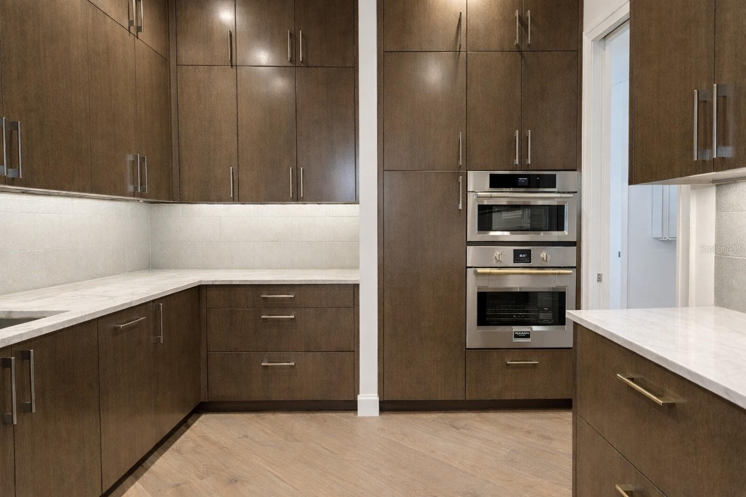 Condominium at 555 5TH AVE NE #PH1, ST PETERSBURG, photo 17 of 52
