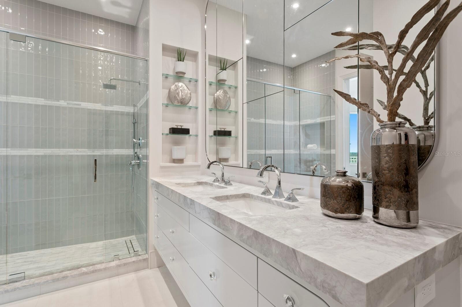 Condominium at 555 5TH AVE NE #PH1, ST PETERSBURG, photo 39 of 52