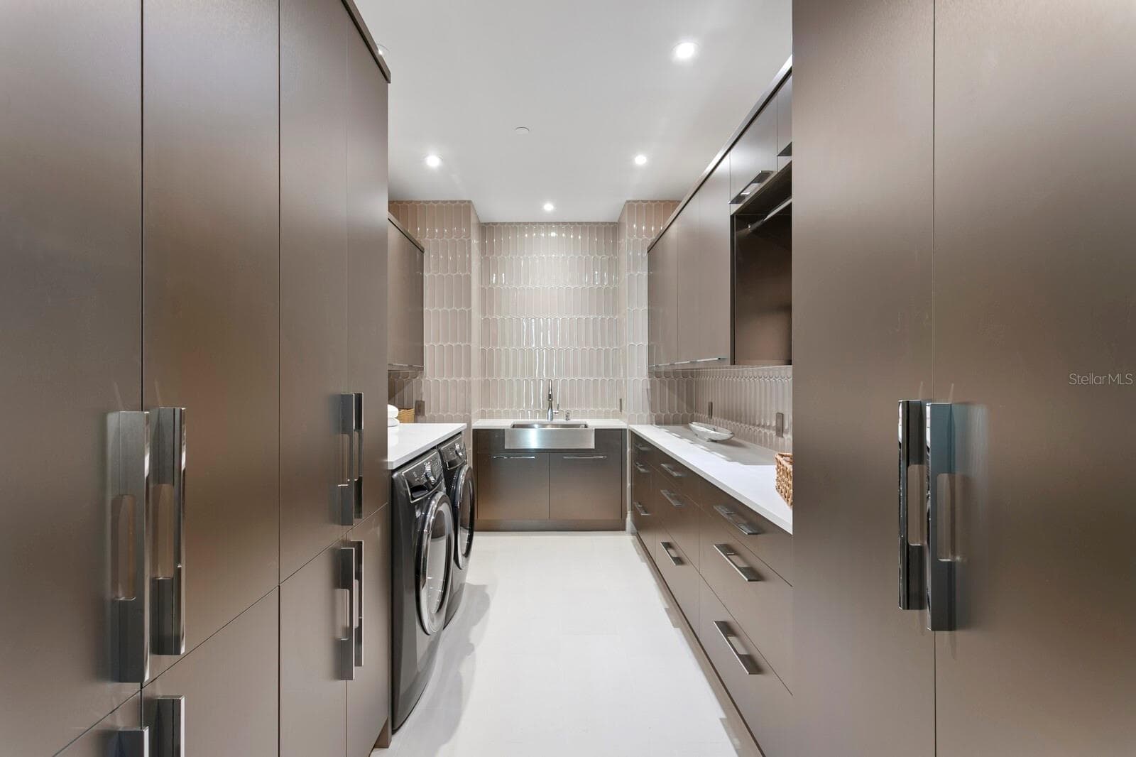 Condominium at 555 5TH AVE NE #PH1, ST PETERSBURG, photo 41 of 52