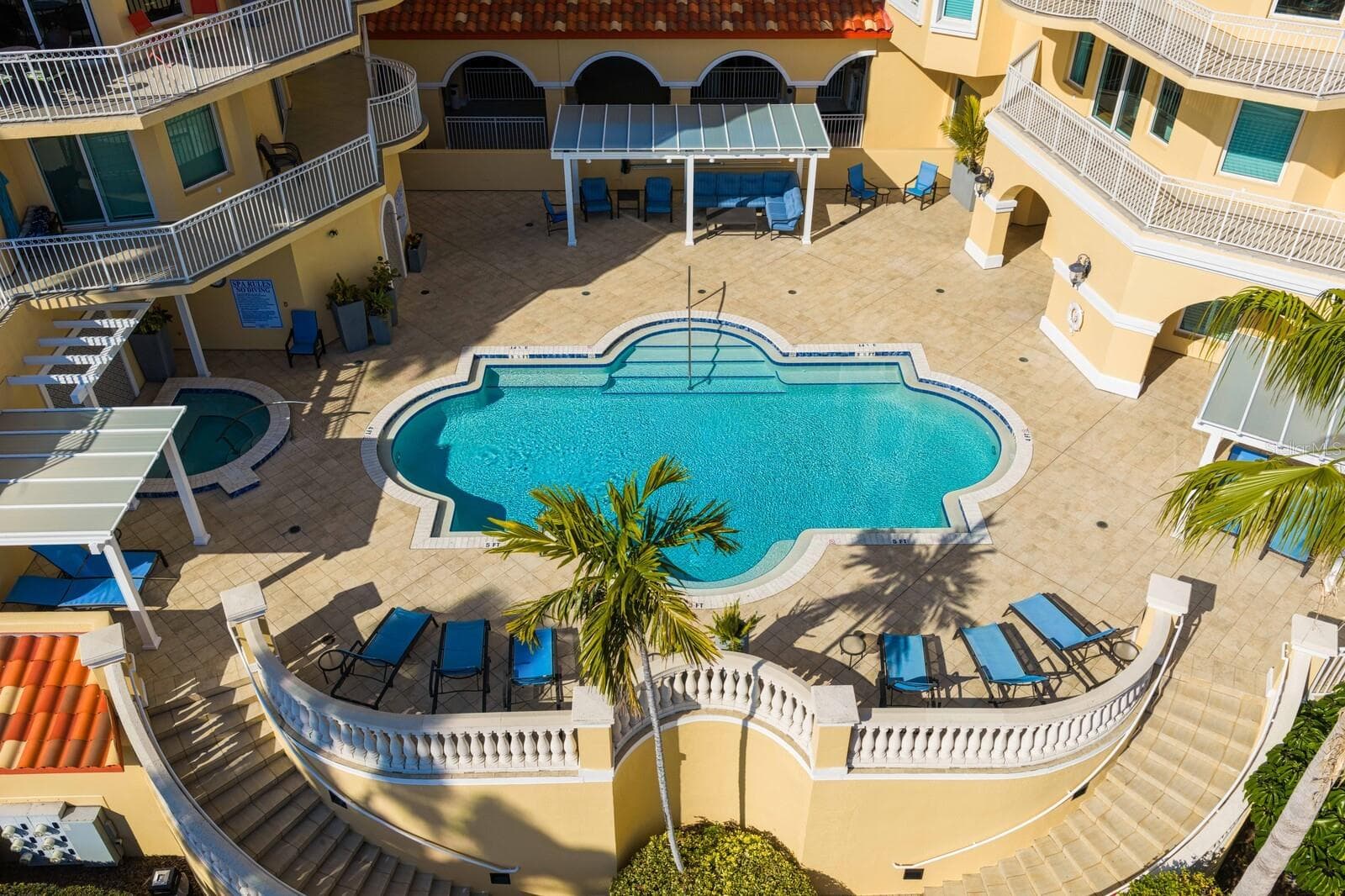 Condominium at 555 5TH AVE NE #PH1, ST PETERSBURG, photo 43 of 52