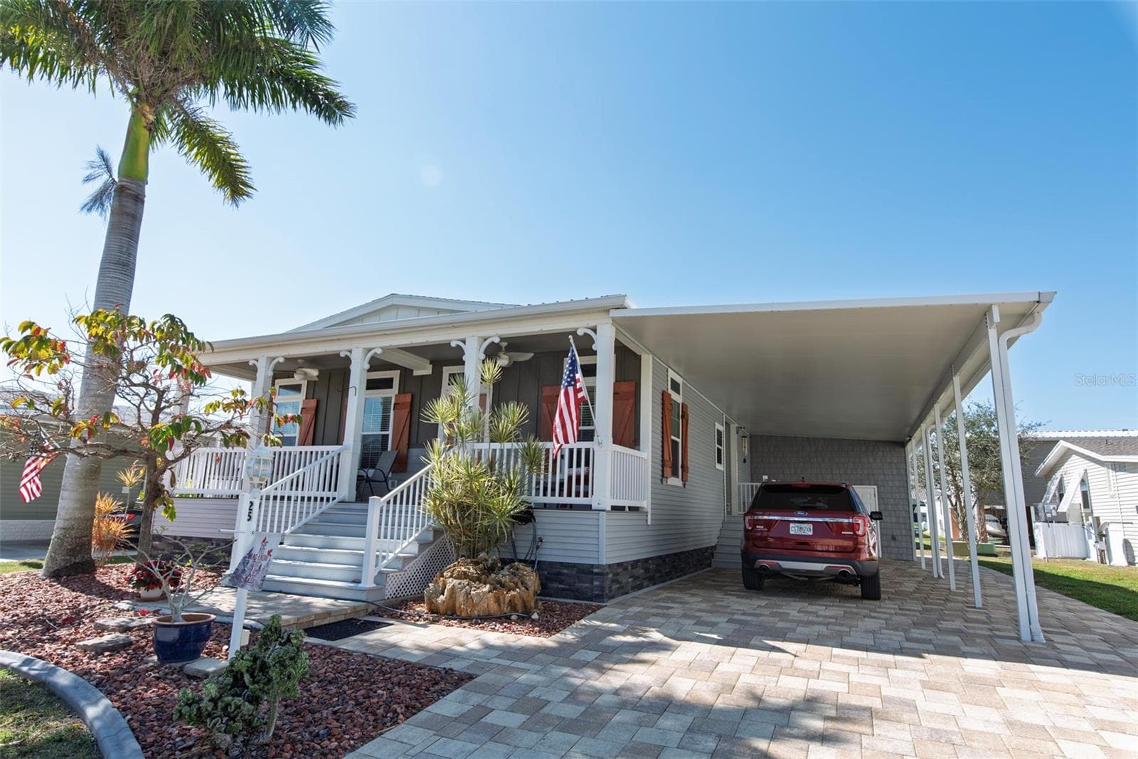 25 ALLIGATOR AVE