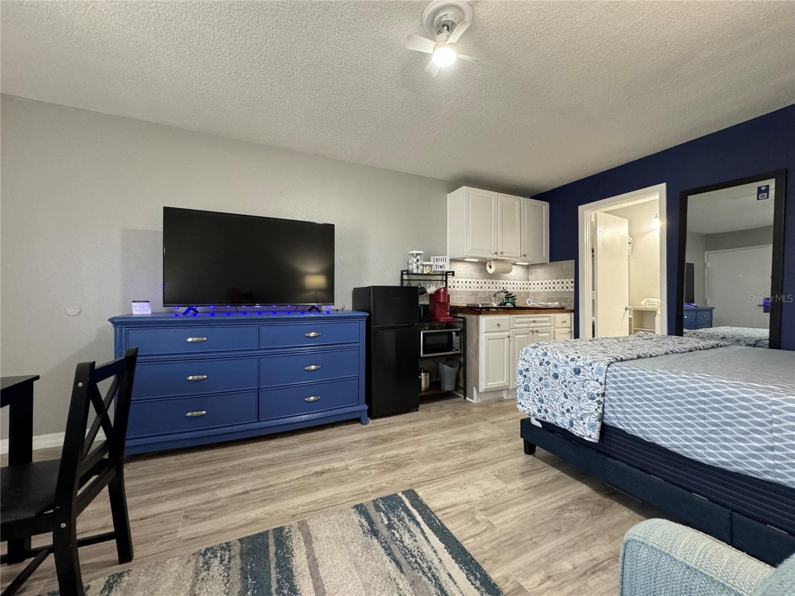 Condominium at 7150 N TAMIAMI TRL #S-623, SARASOTA, photo 3 of 33