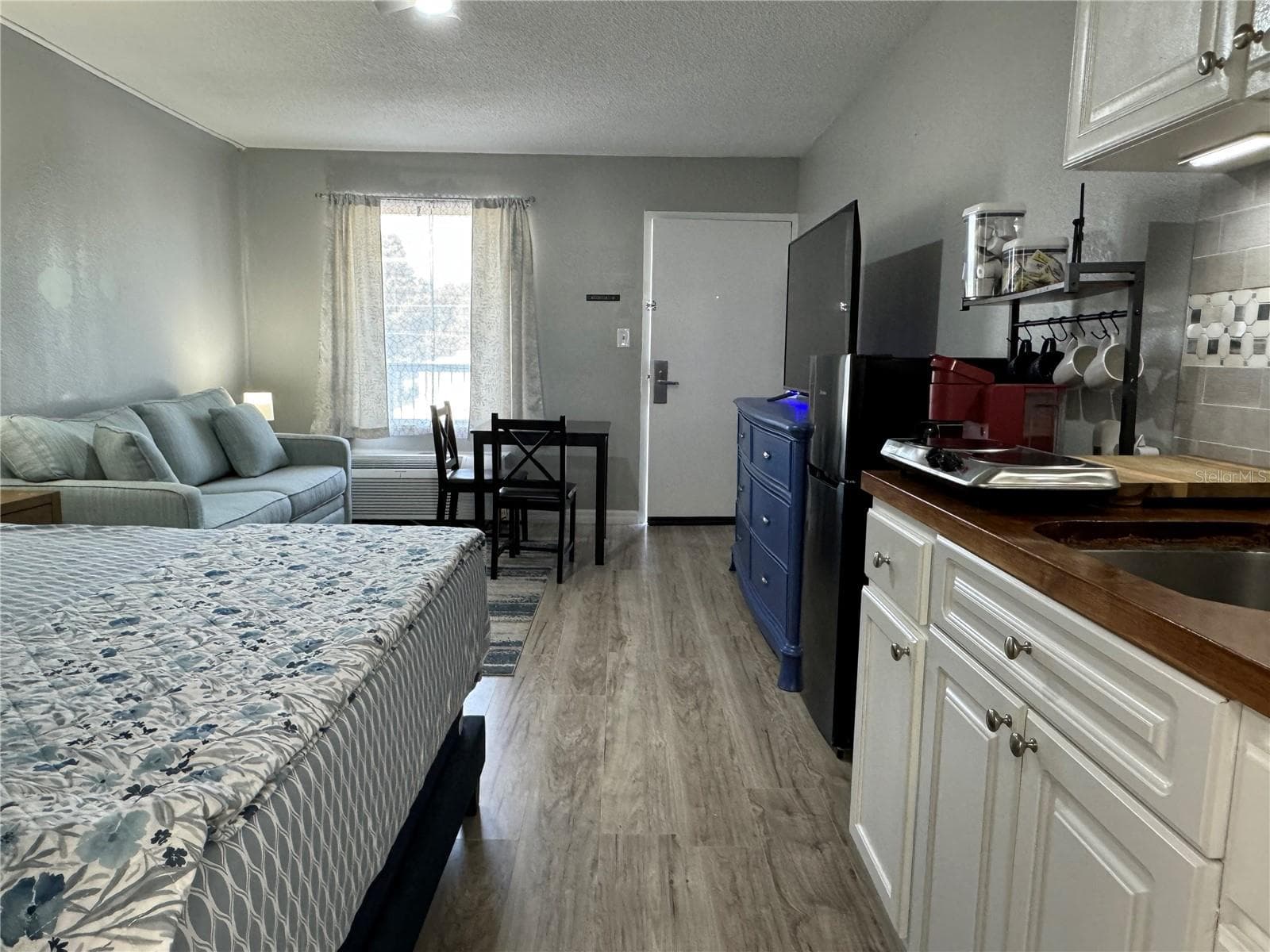 Condominium at 7150 N TAMIAMI TRL #S-623, SARASOTA, photo 4 of 33