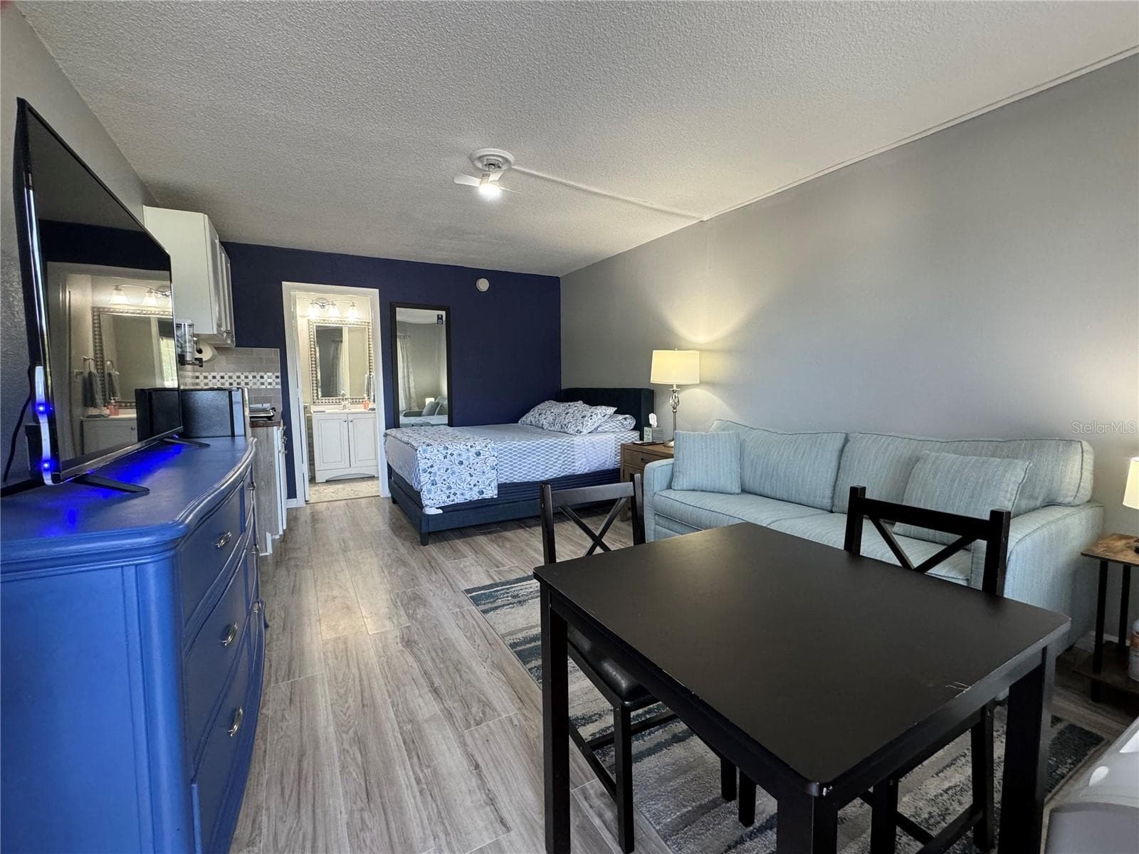 Condominium at 7150 N TAMIAMI TRL #S-623, SARASOTA, photo 5 of 33