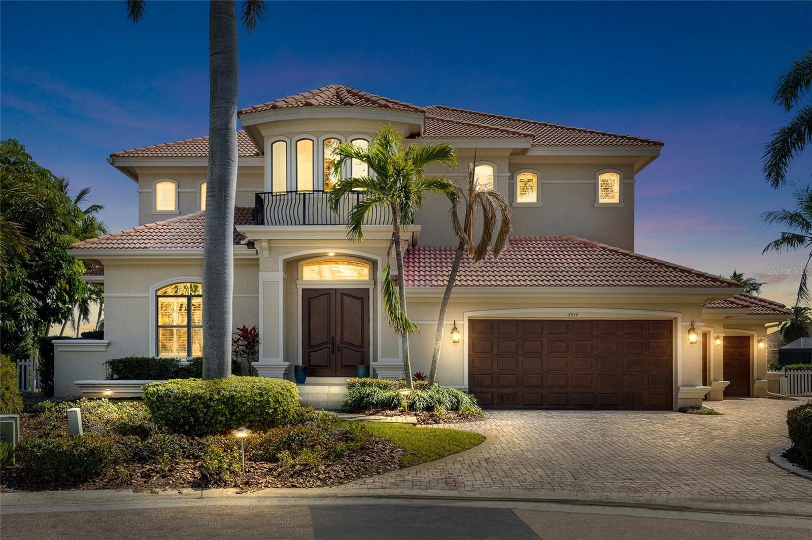 Single Family Residence at 4914 59TH AVE S, ST PETERSBURG, photo 2 of 69