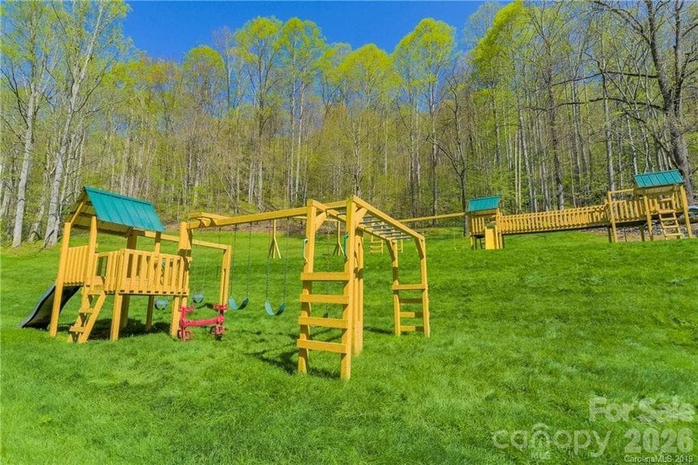 Entry Playground - Maggie Valley