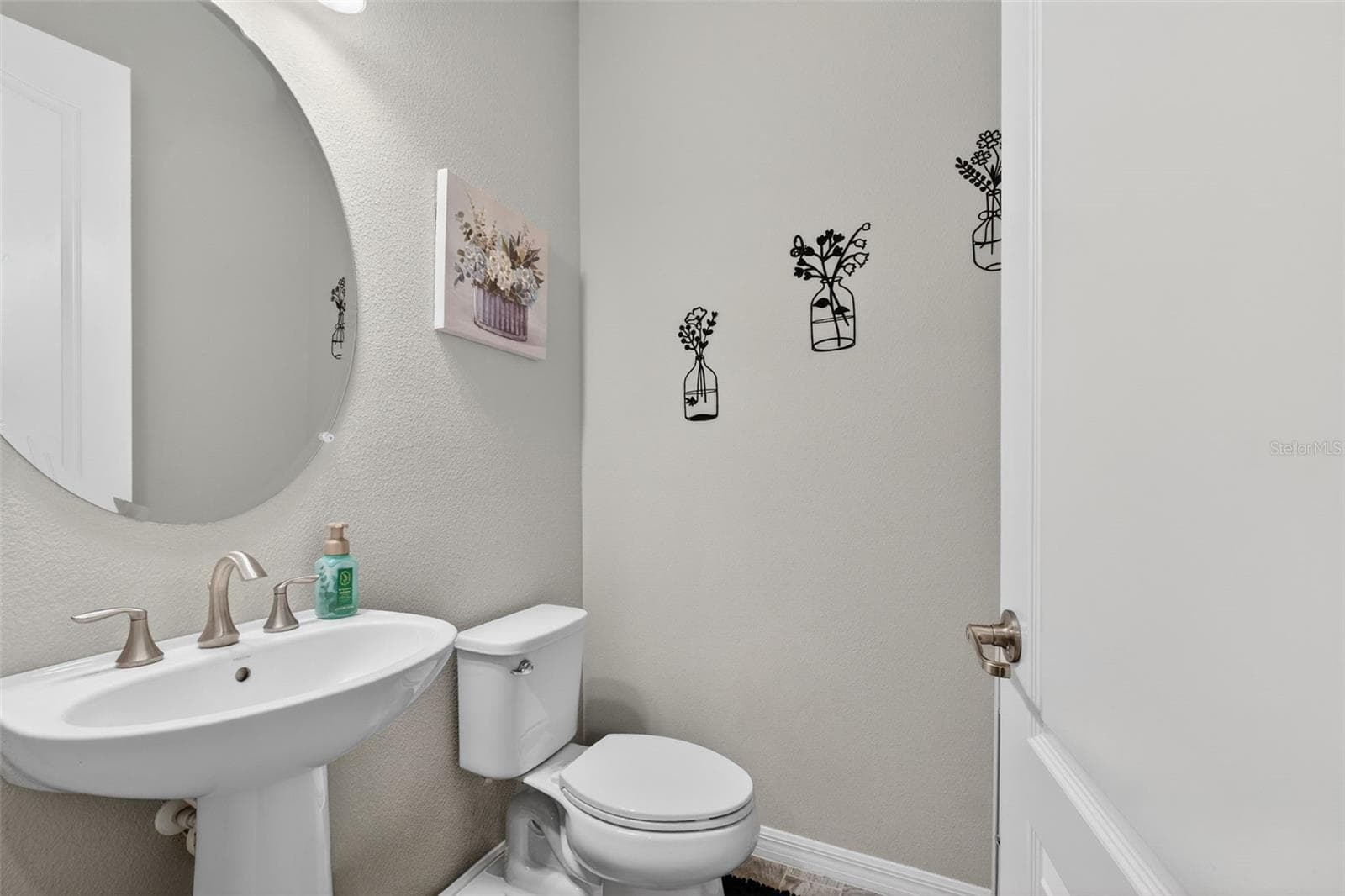 Single Family Residence at 18056 AERO AVE, LAND O LAKES, photo 31 of 77