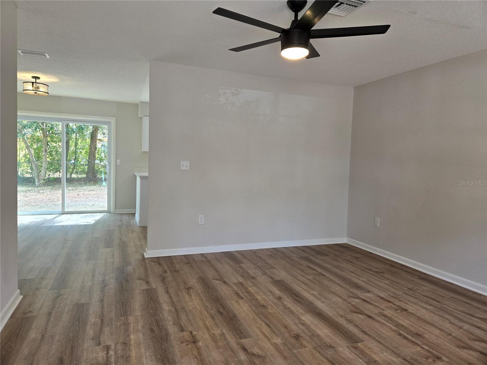 Single Family Residence at 2204 SW 6TH ST, OCALA, photo 6 of 29