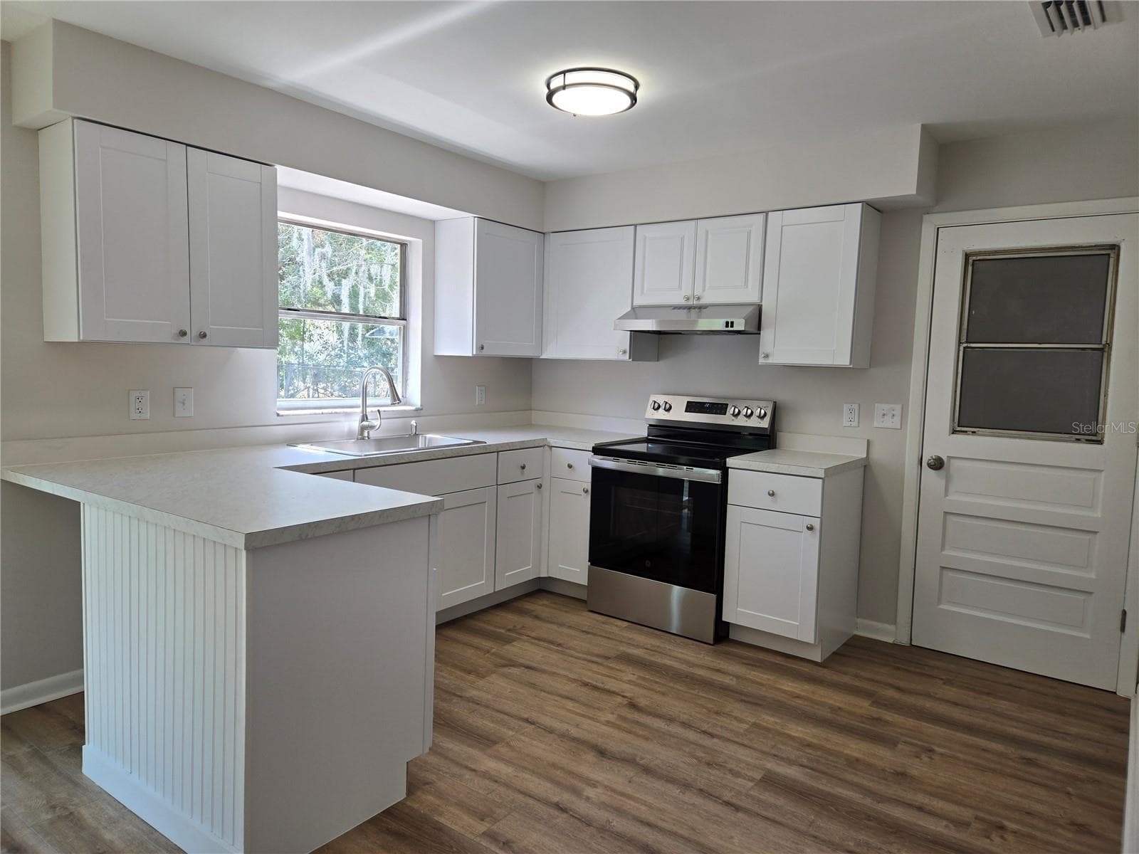 Single Family Residence at 2204 SW 6TH ST, OCALA, photo 8 of 29