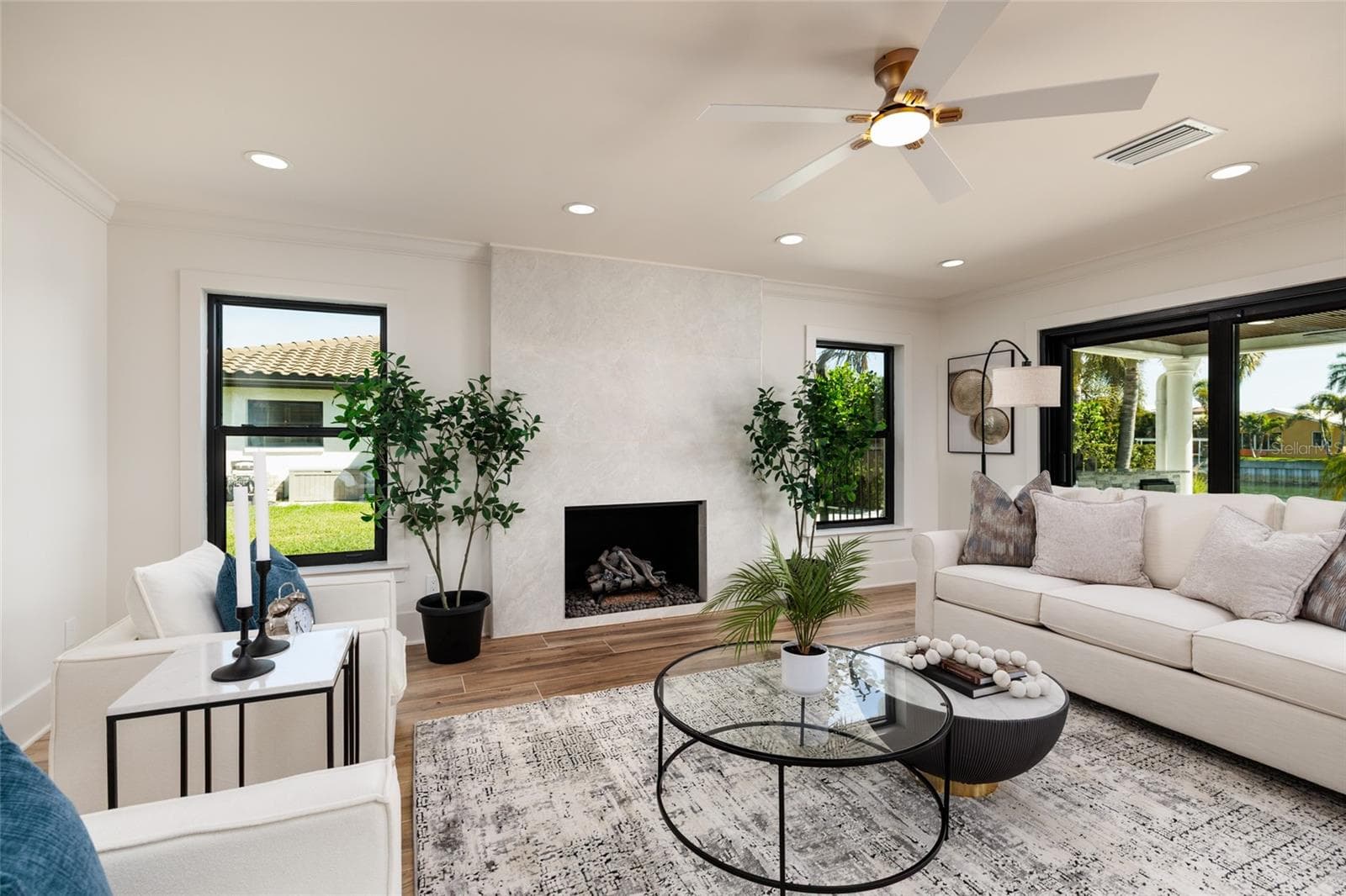 Single Family Residence at 2032 KANSAS AVE NE, ST PETERSBURG, photo 11 of 61