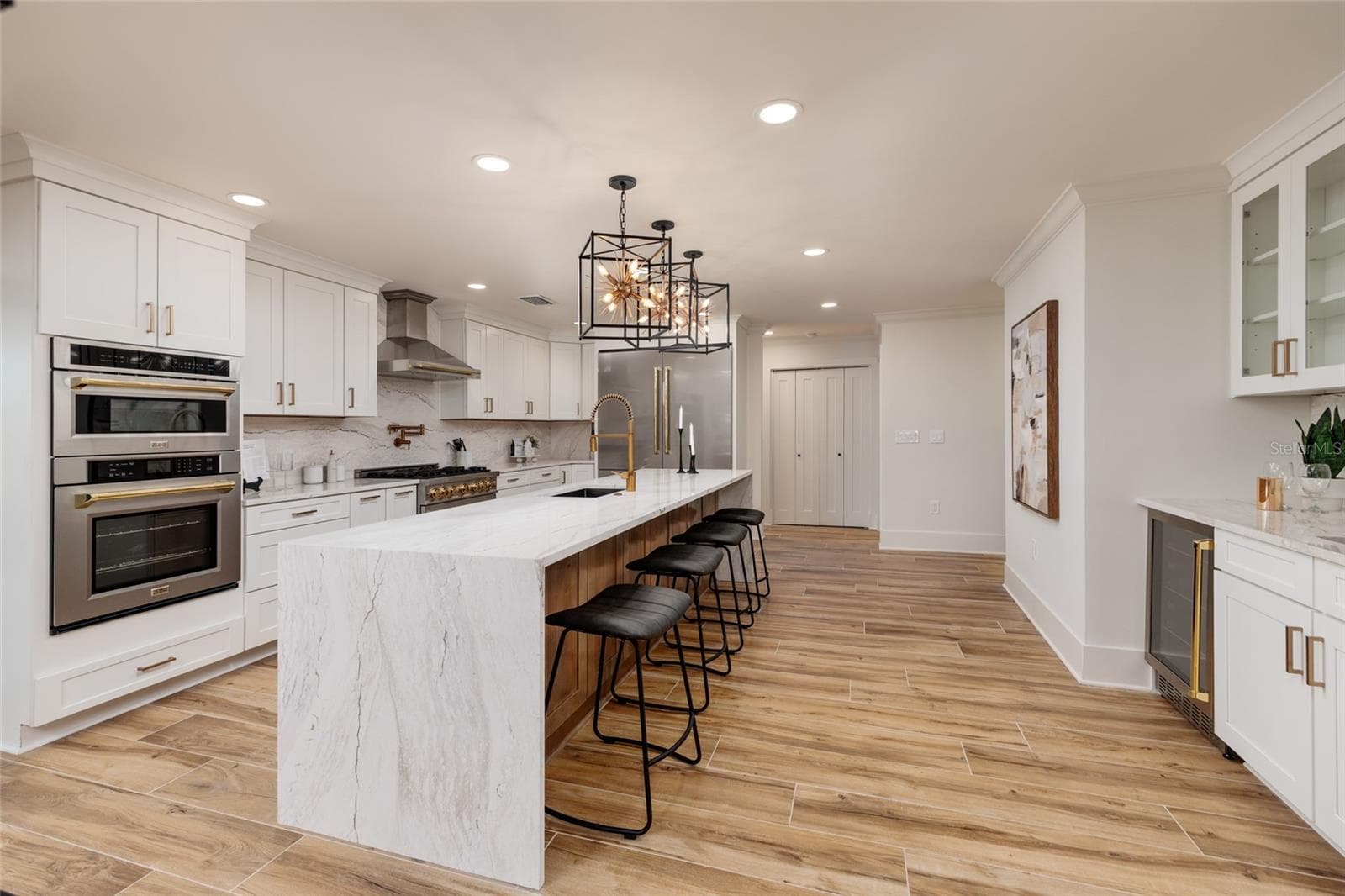 Single Family Residence at 2032 KANSAS AVE NE, ST PETERSBURG, photo 13 of 61