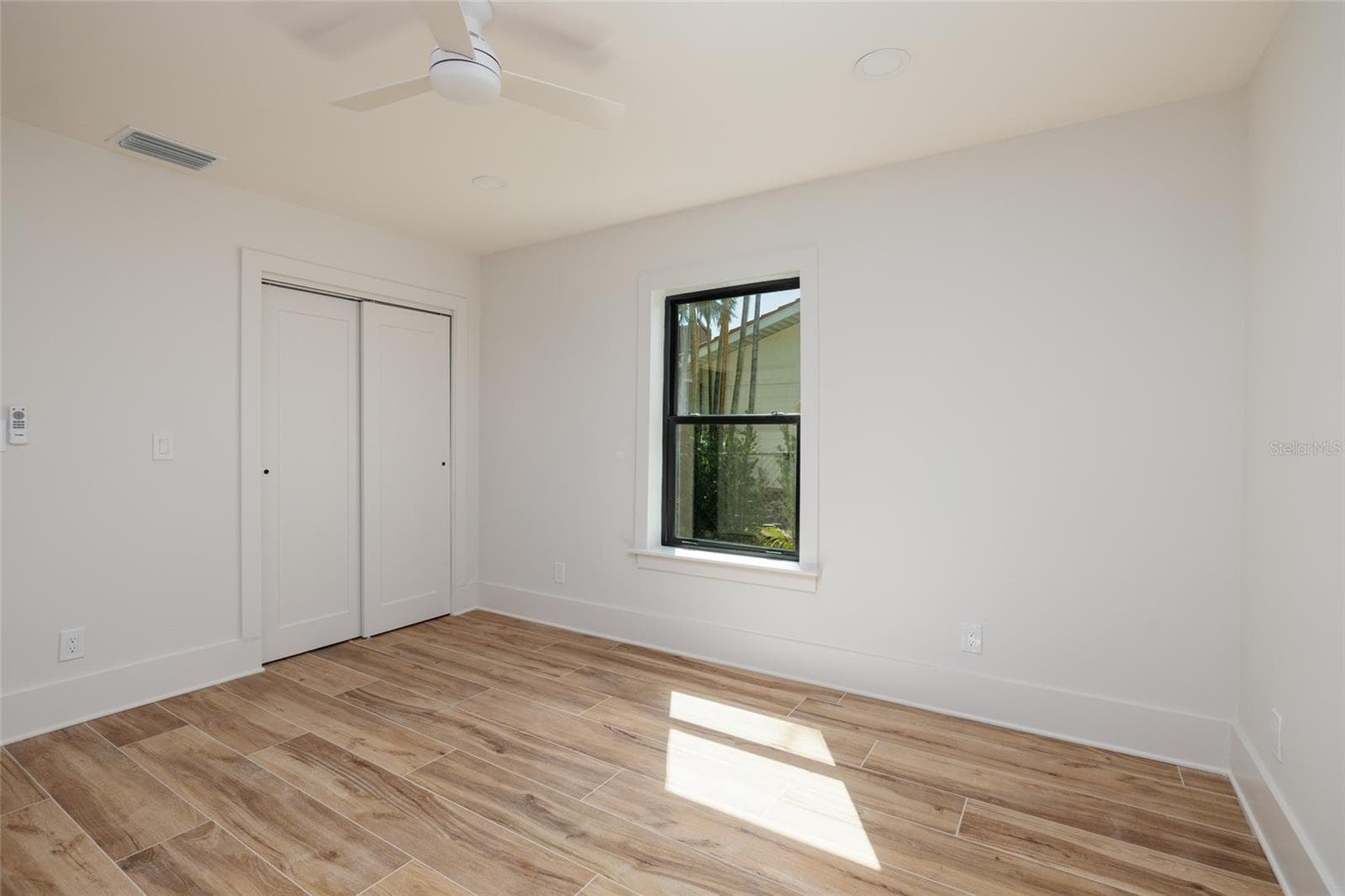 Single Family Residence at 2032 KANSAS AVE NE, ST PETERSBURG, photo 21 of 61