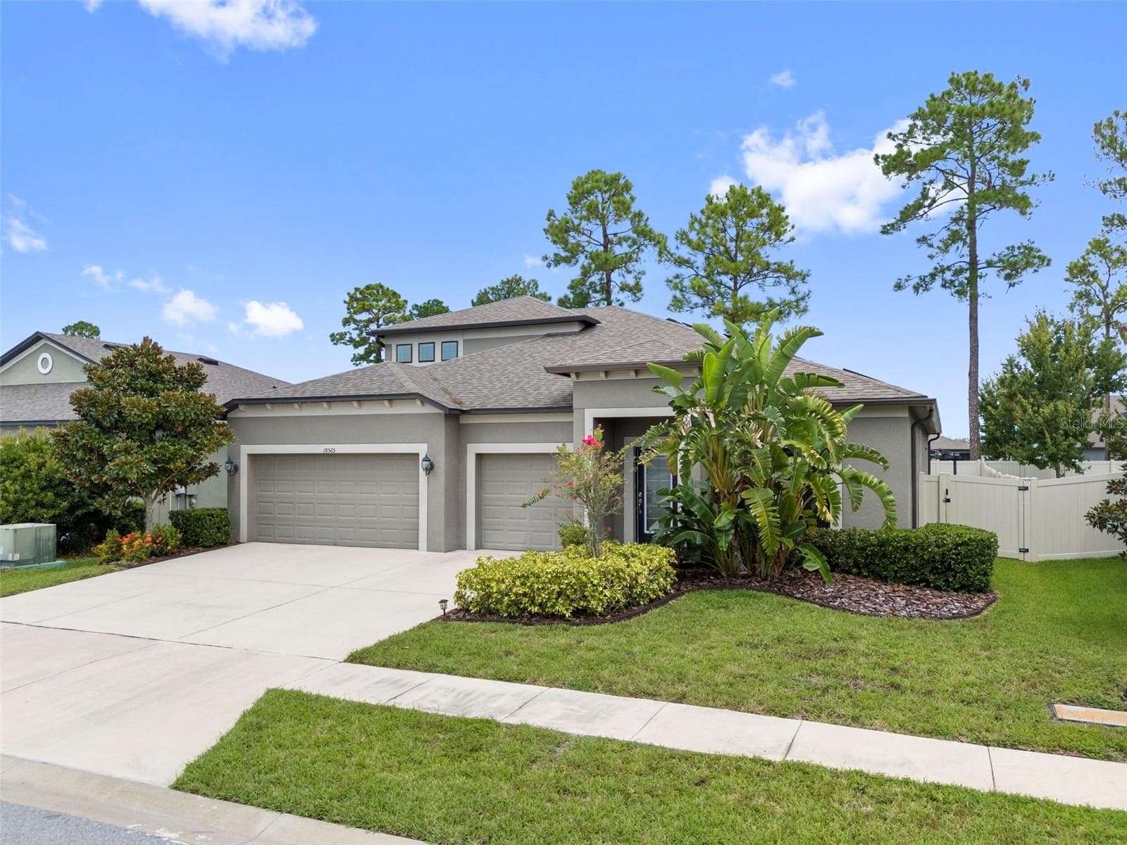 Single Family Residence at 18565 OBREGAN DR, SPRING HILL, photo 5 of 70
