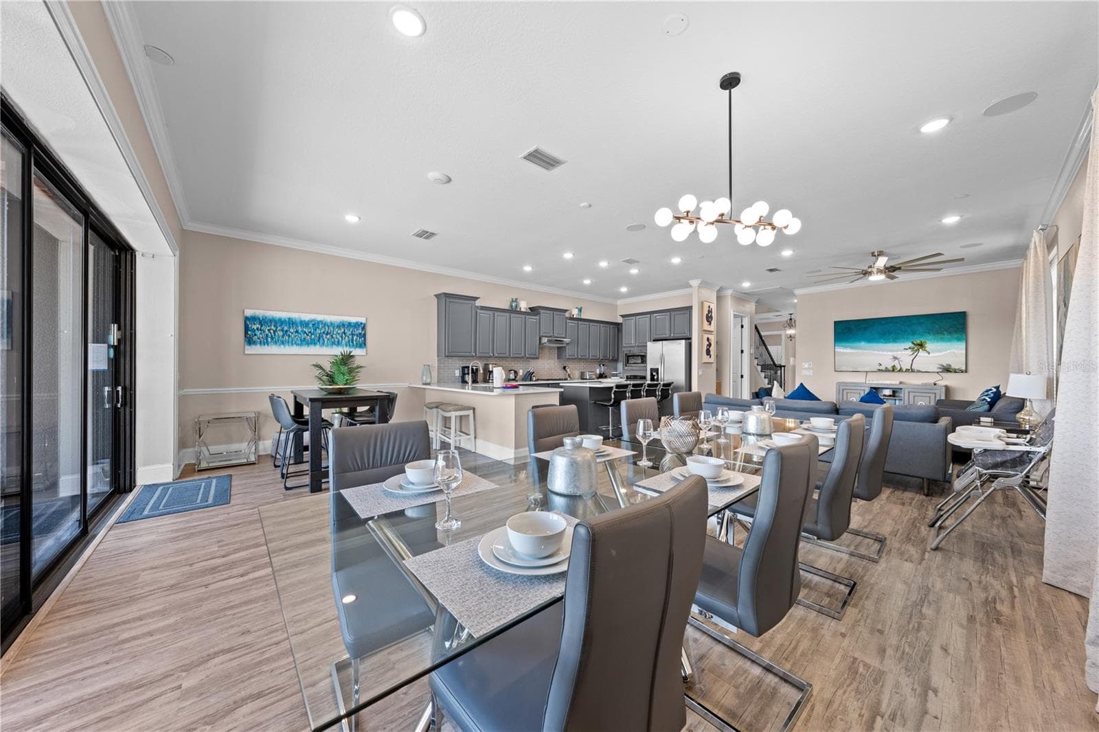 dining area - 785 GOLDEN BEAR DR, REUNION