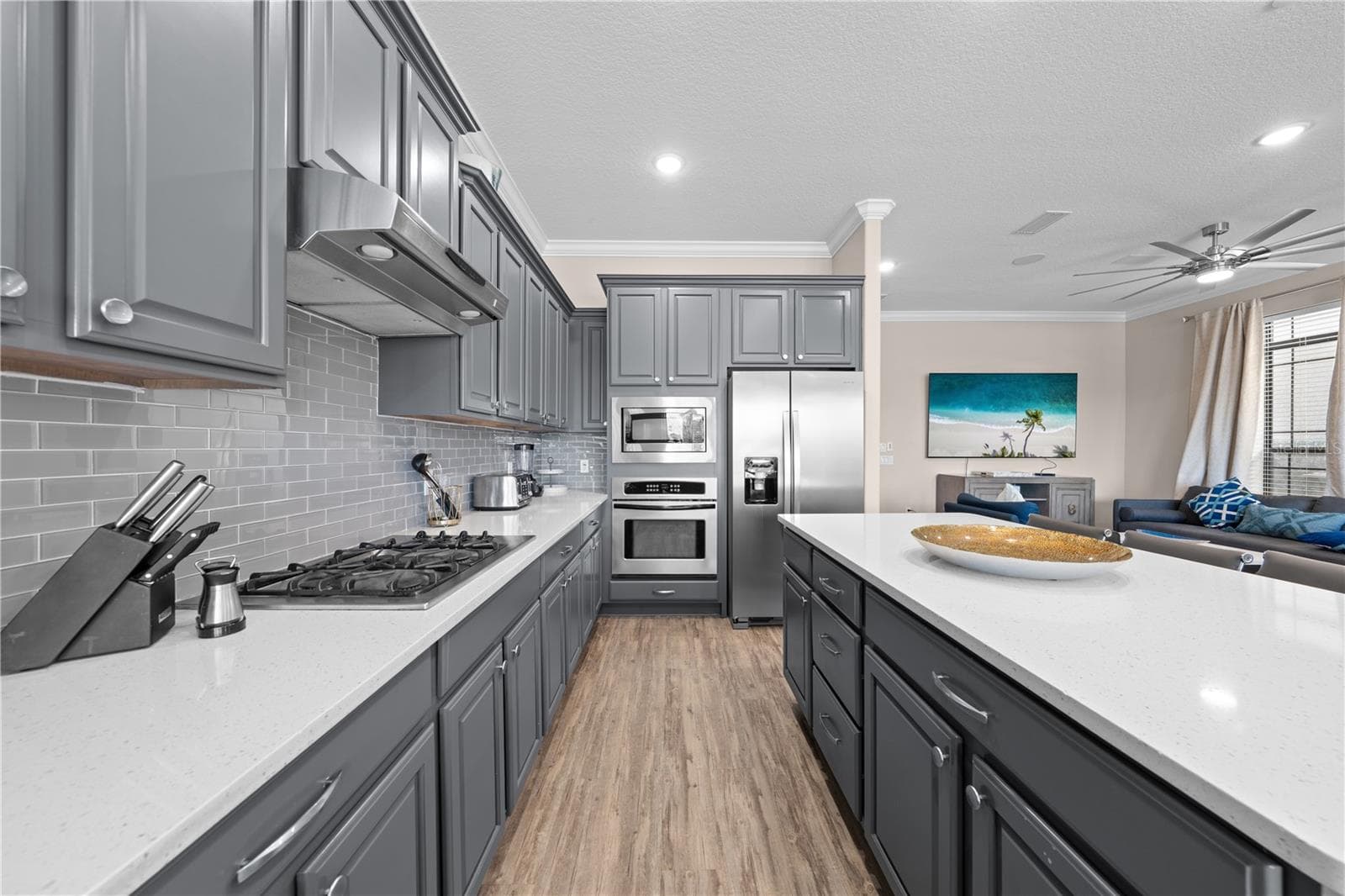 kitchen - 785 GOLDEN BEAR DR, REUNION