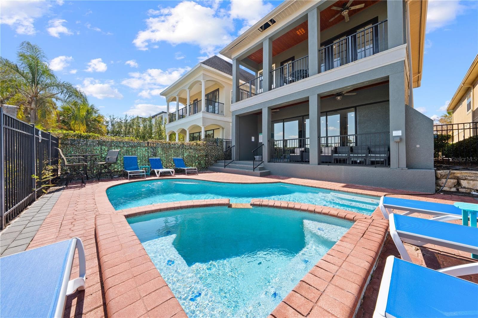 pool - 785 GOLDEN BEAR DR, REUNION