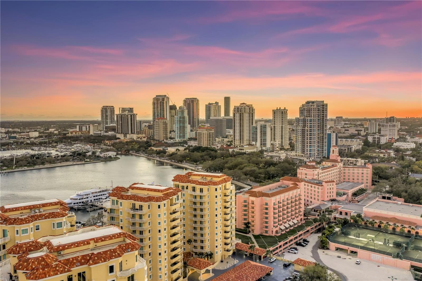 Condominium at 555 5TH AVE NE #PH1, ST PETERSBURG, photo 51 of 52