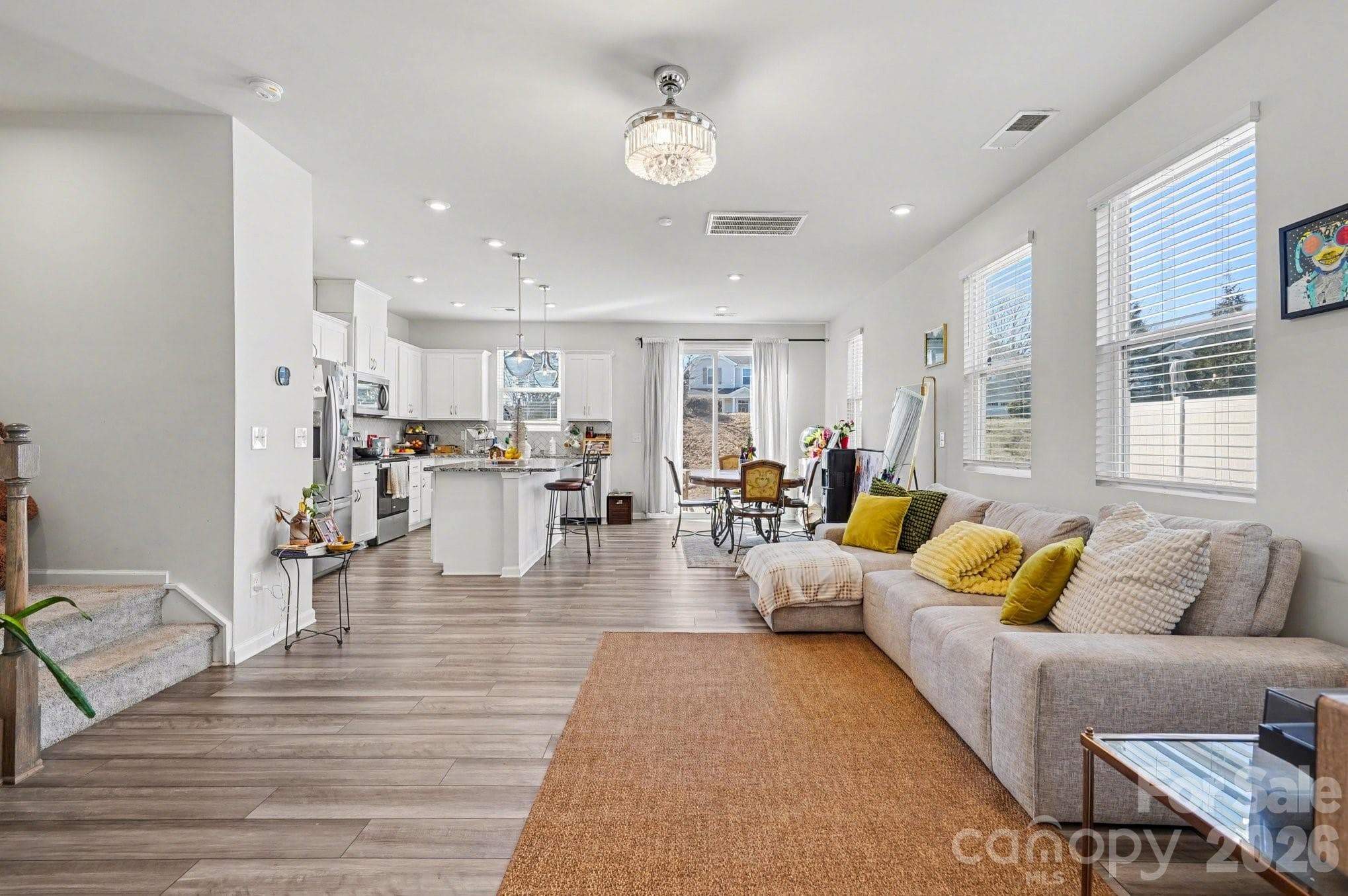 Living Room Foyer Vantage - Charlotte