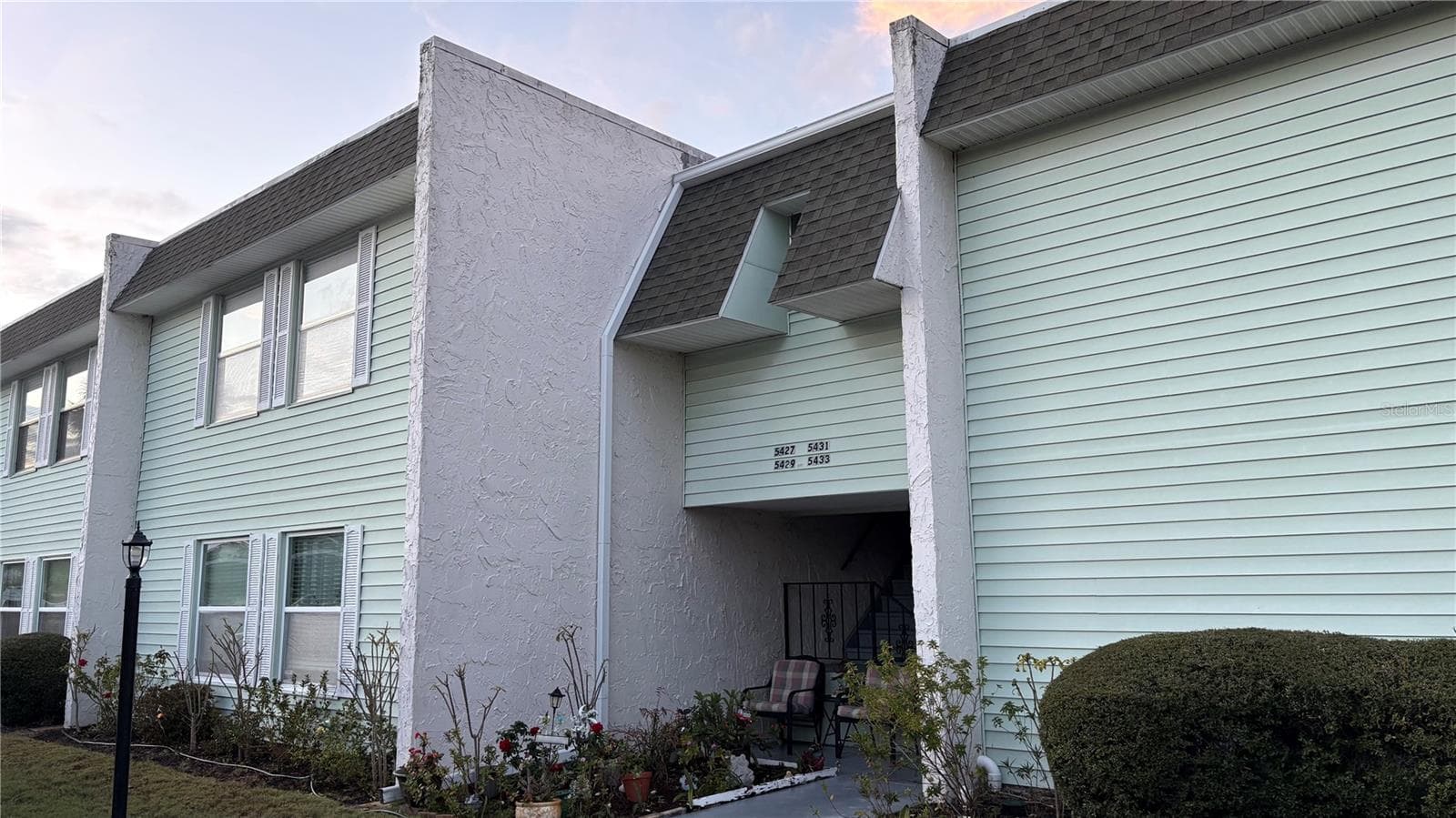 5433 PALM DR