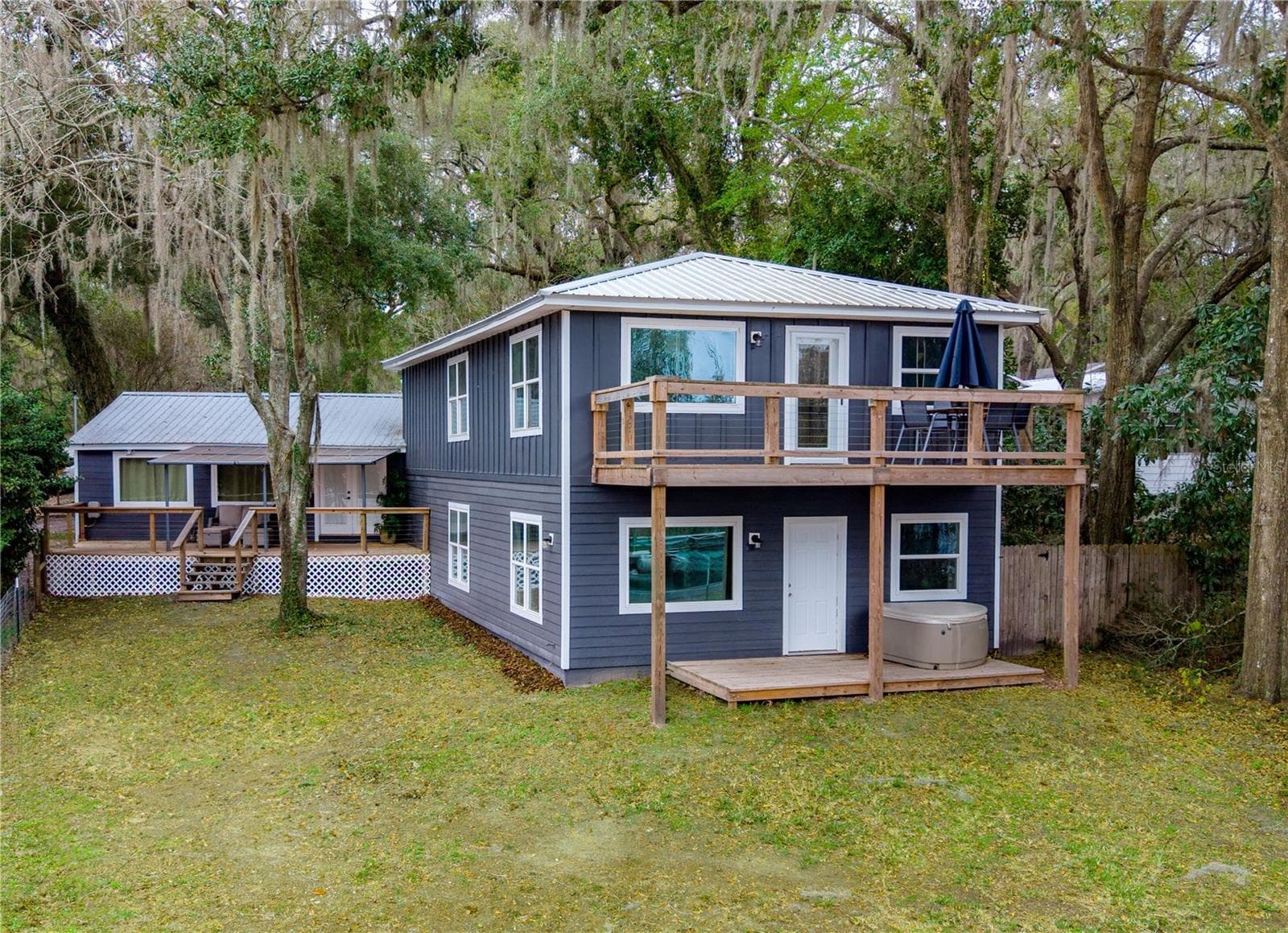 1353 CHATAUQUA WAY