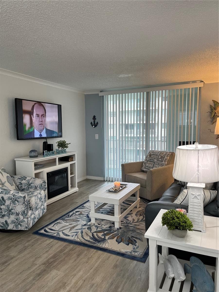 Living Room - 2727 N ATLANTIC AVE #414, DAYTONA BEACH