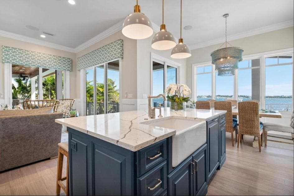 Mid level kitchen - 110 10TH ST S, BRADENTON BEACH