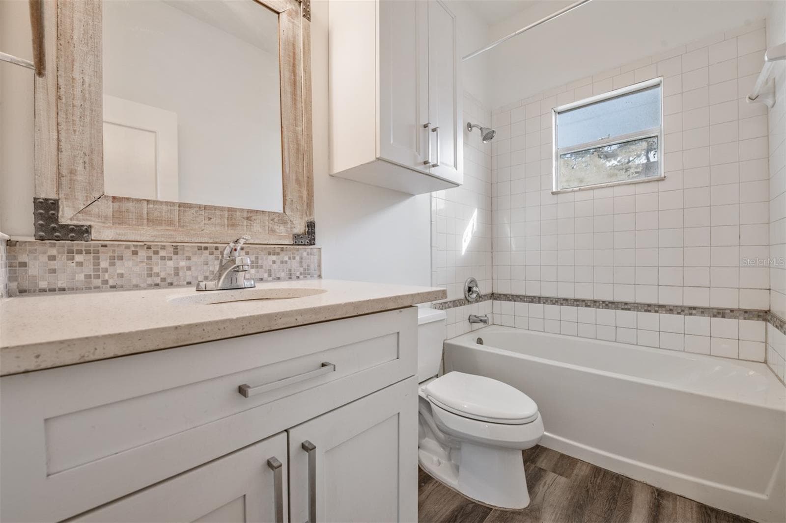 Unit A Full Bath - 8304 N 13TH ST, TAMPA