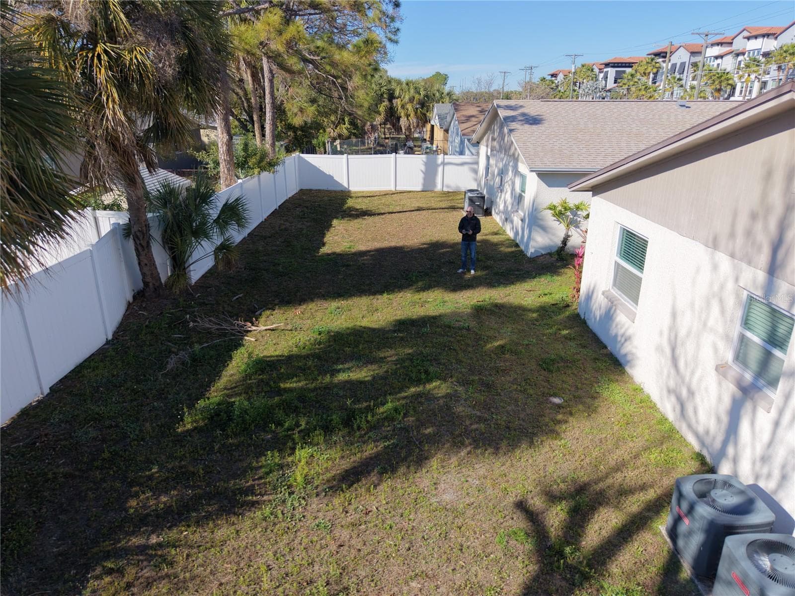 Duplex at 6627 S WEST SHORE BLVD, TAMPA, photo 16 of 22
