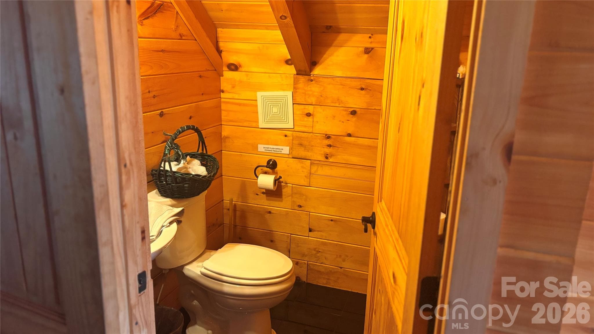 Single Family Residence at 1694 Humpback Mountain Road, Spruce Pine, photo 9 of 25