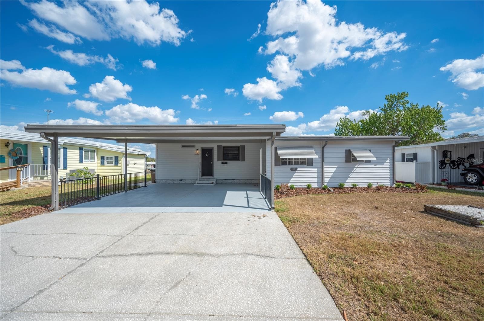 2055 S FLORAL AVE #117