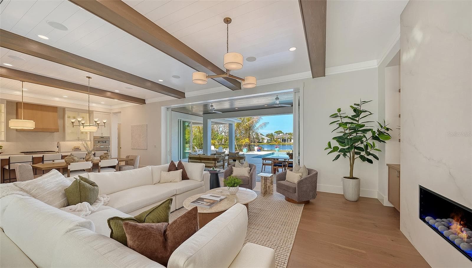 Single Family Residence at 1521 S LAKE SHORE DR, SARASOTA, photo 17 of 75